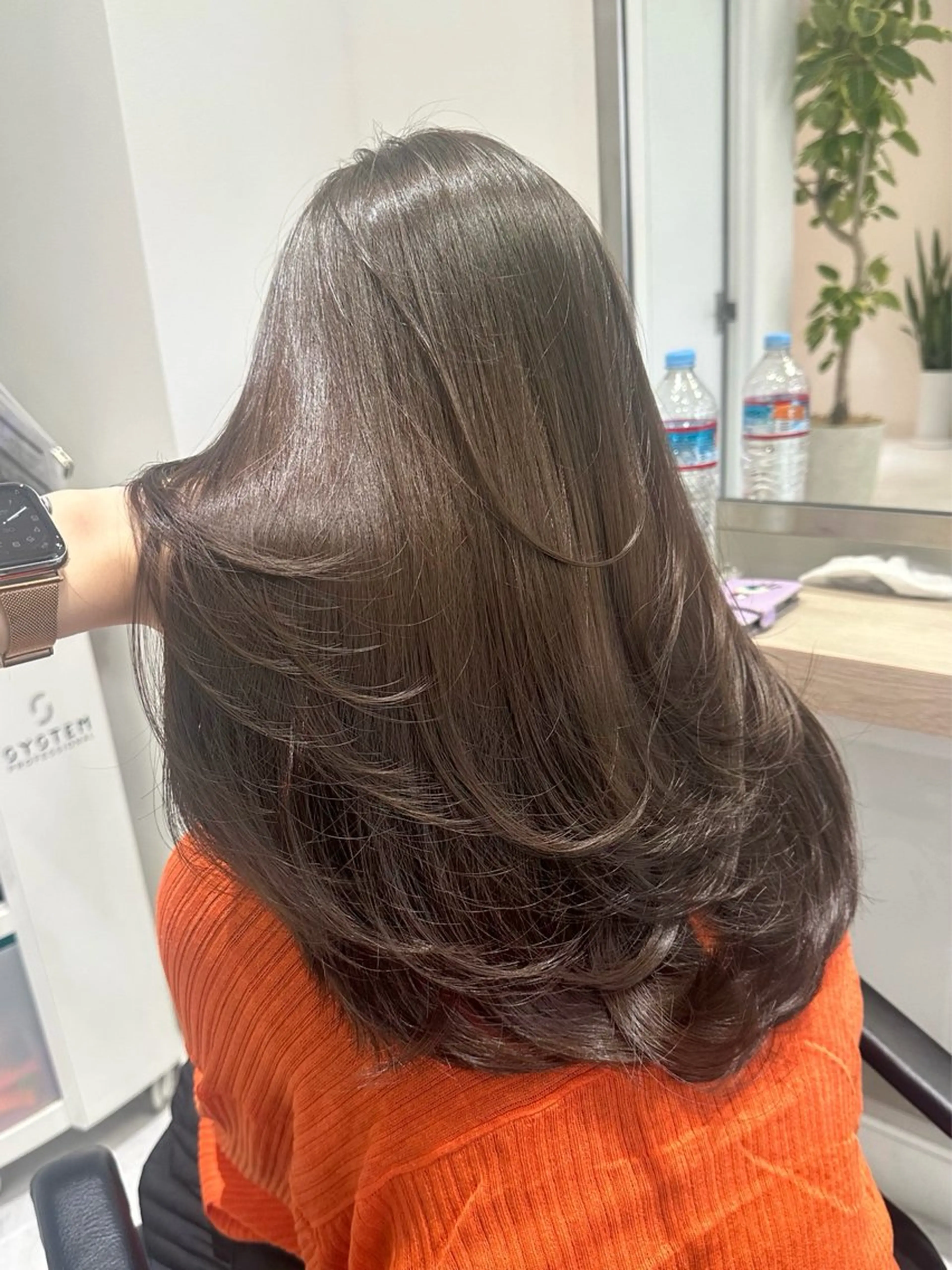 ロング Stylo所属・吉川 莉央のヘアスタイル