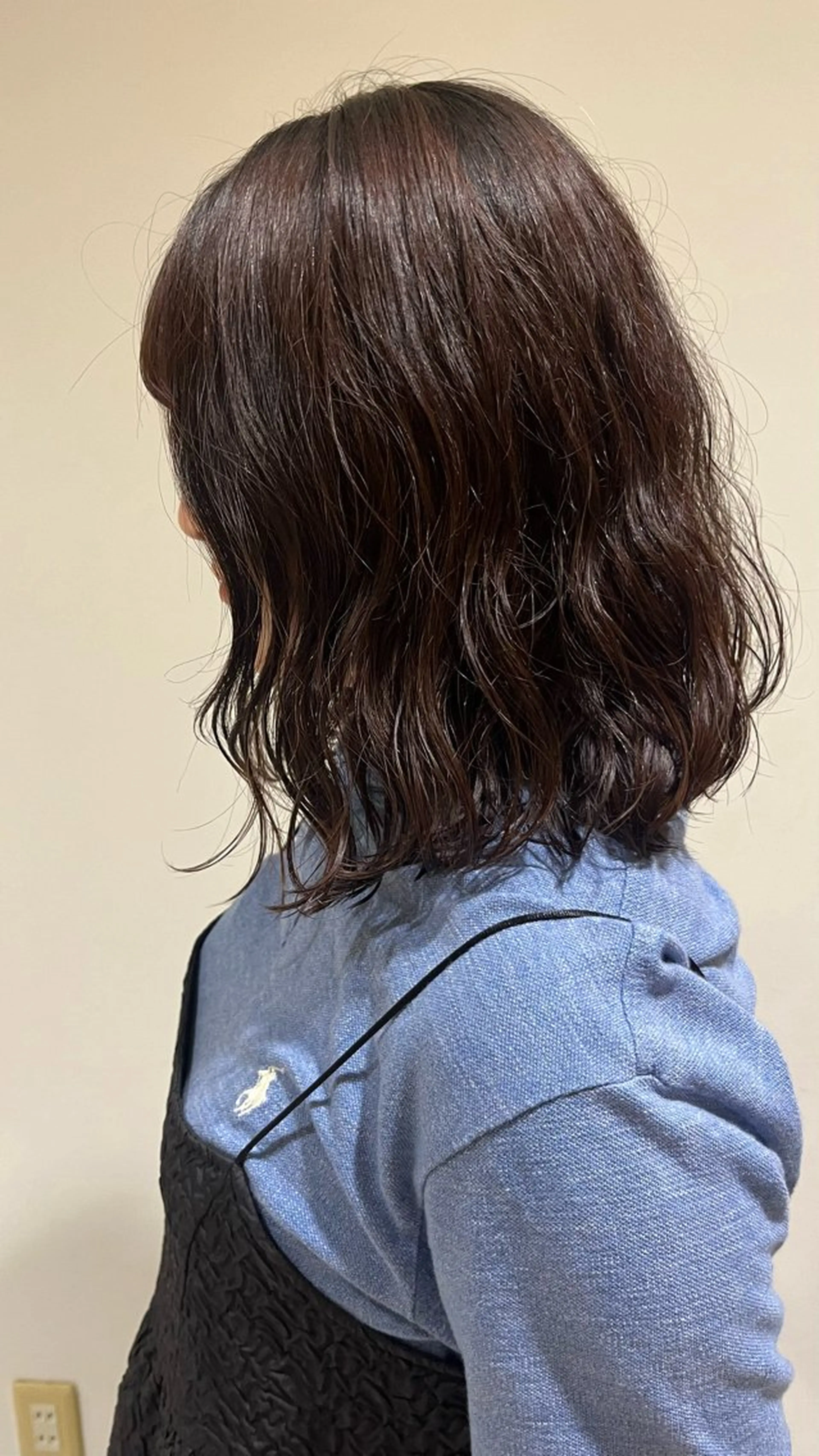 ミディアム パーマ 矢野 明梨のヘアスタイル