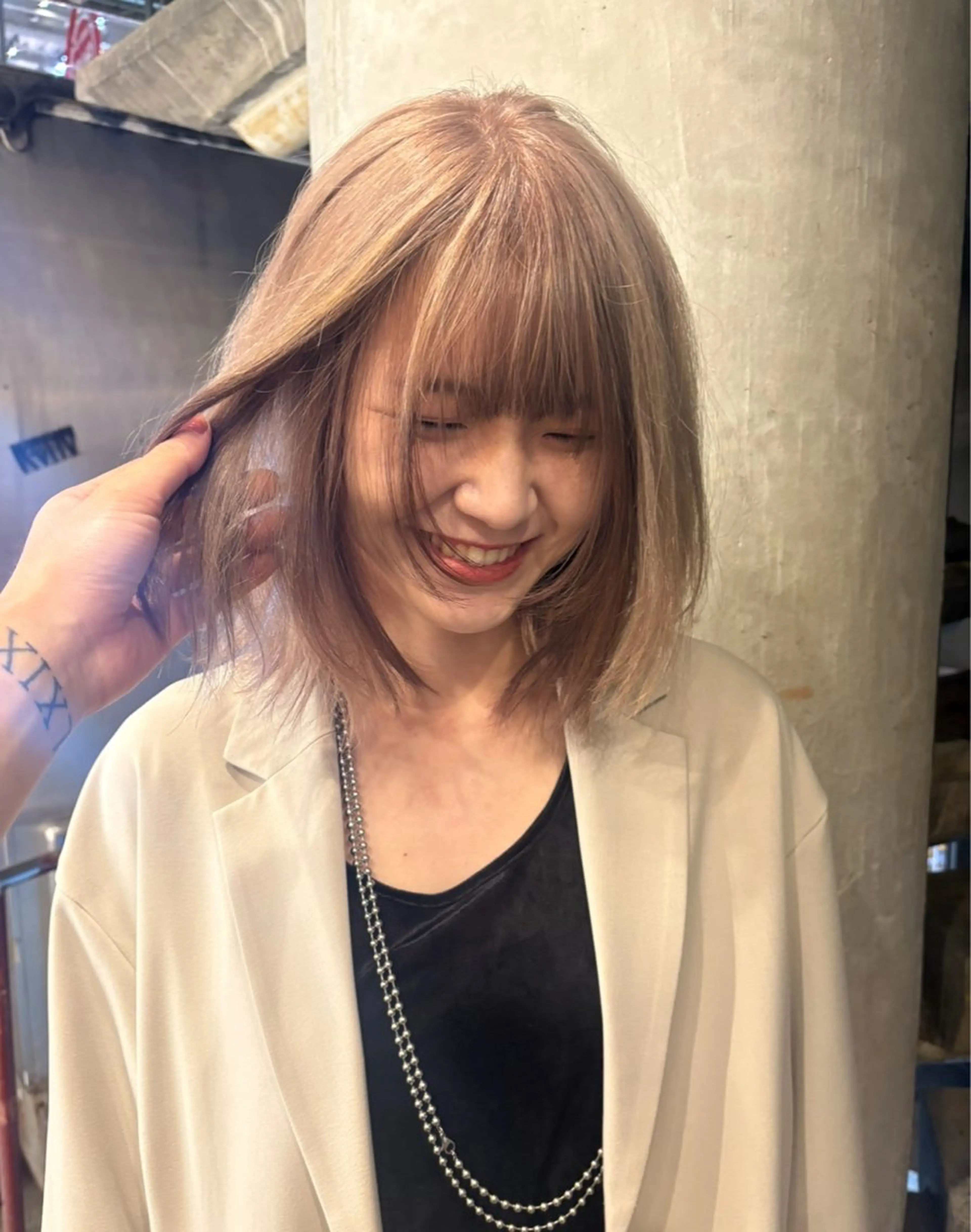 カラー デザインカラー カット ヘアカラー ケアブリーチ/ エクステ/レイヤーのヘアスタイル