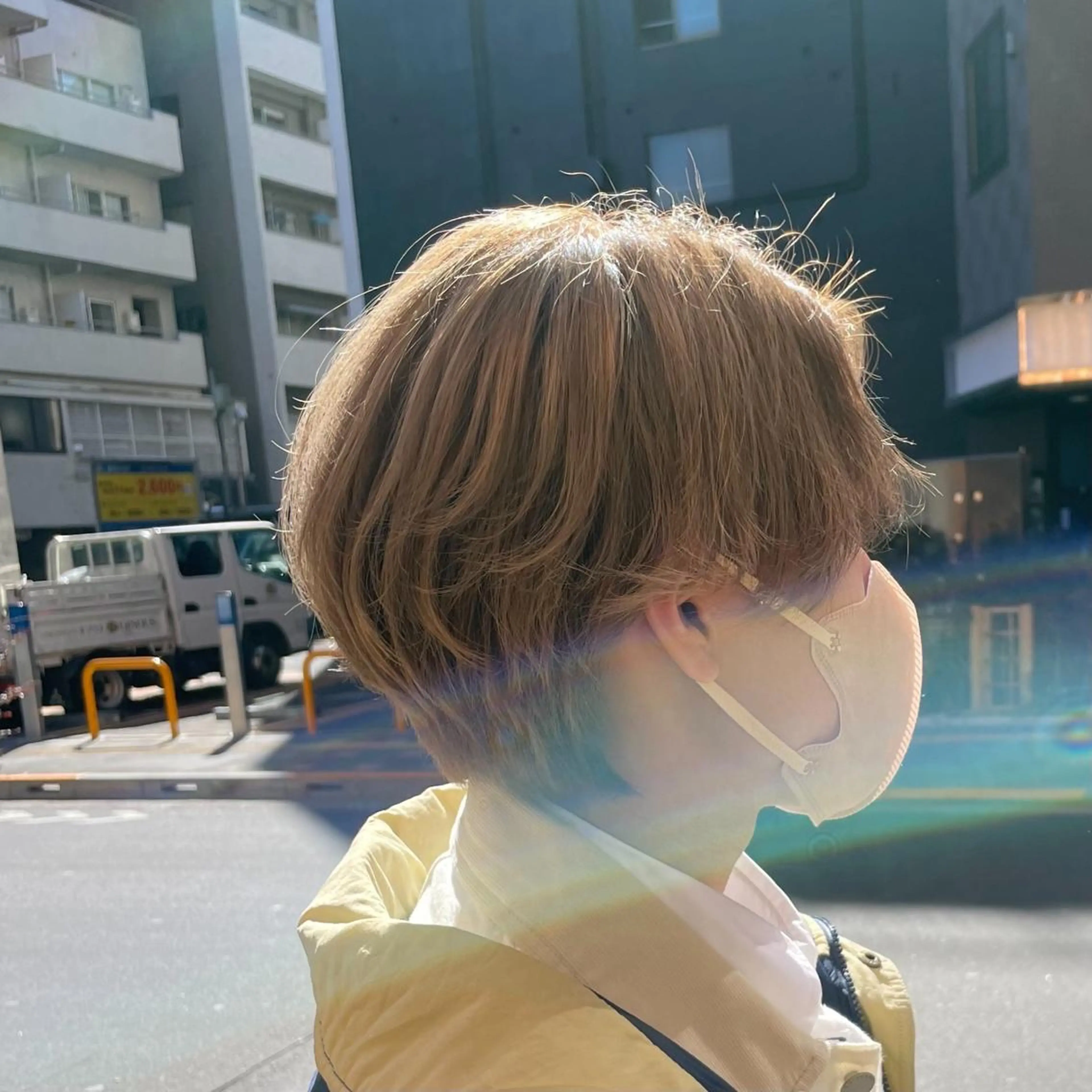 ショート カラー メンズ ショートレイヤー メンズハイトーン ハイトーンカラー レイヤーカット ショートヘア creeb 宮前のヘアスタイル