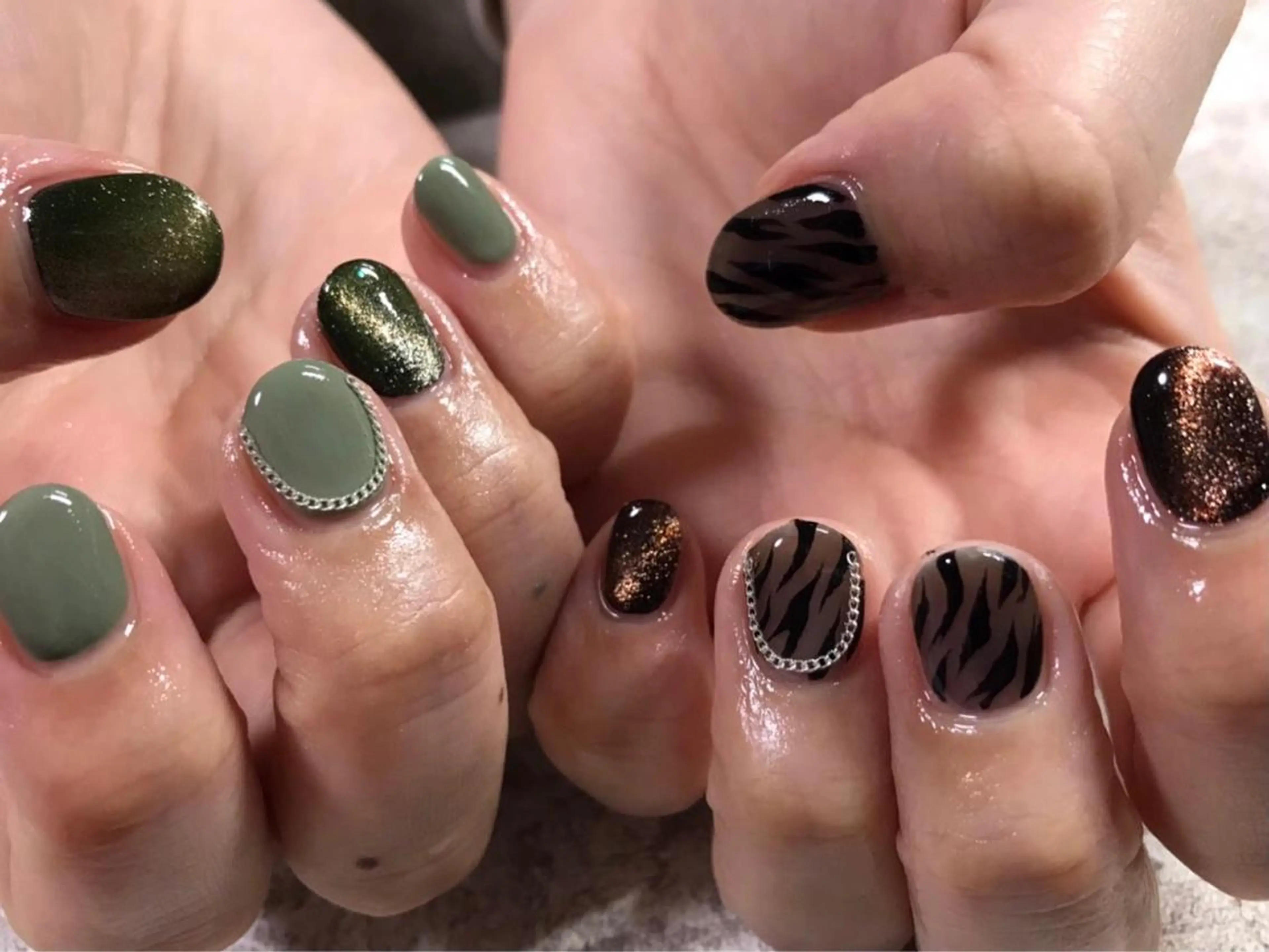 ネイル アニマル柄 kiki nail 二子玉川のネイルデザイン