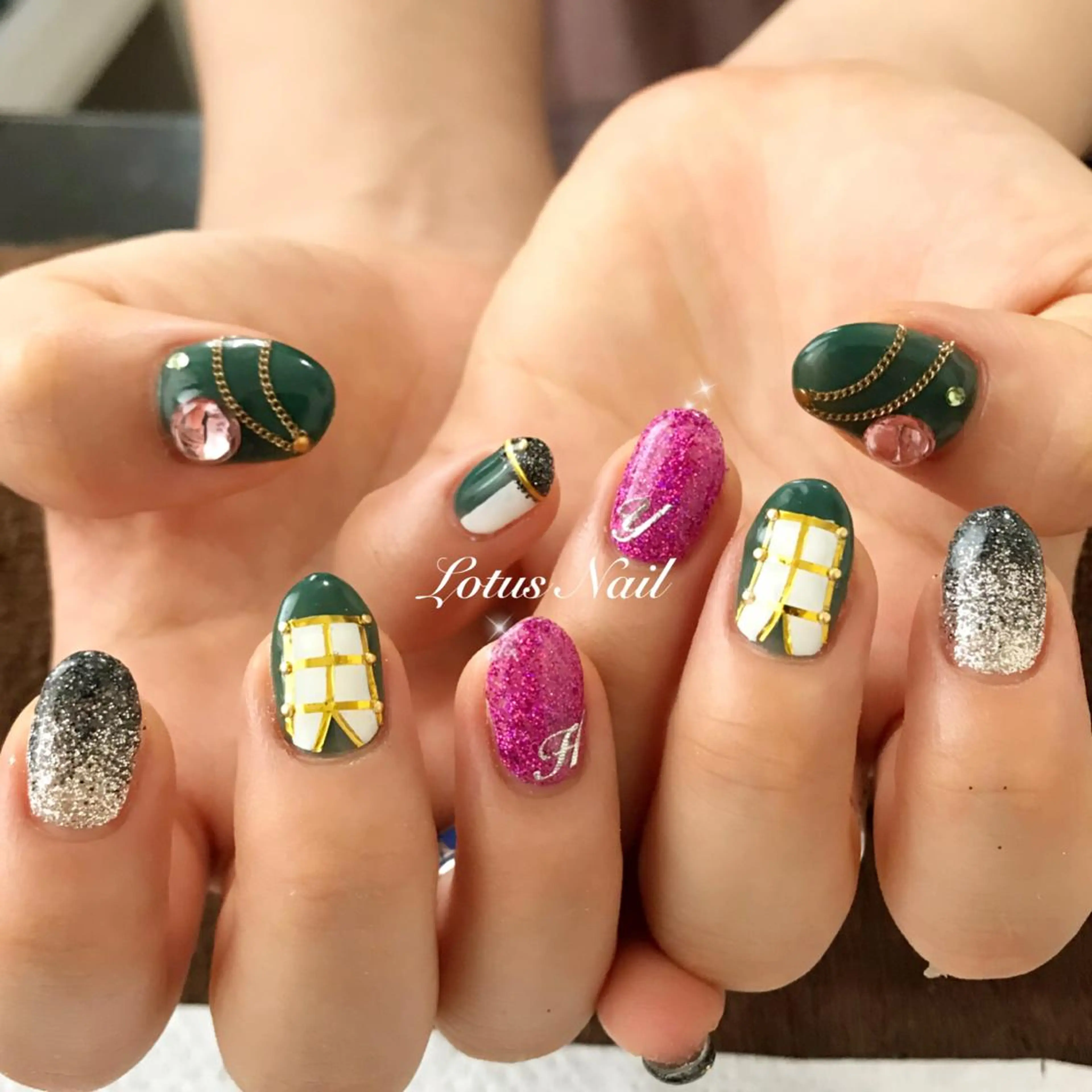 ネイル Lotus Nailのネイルデザイン