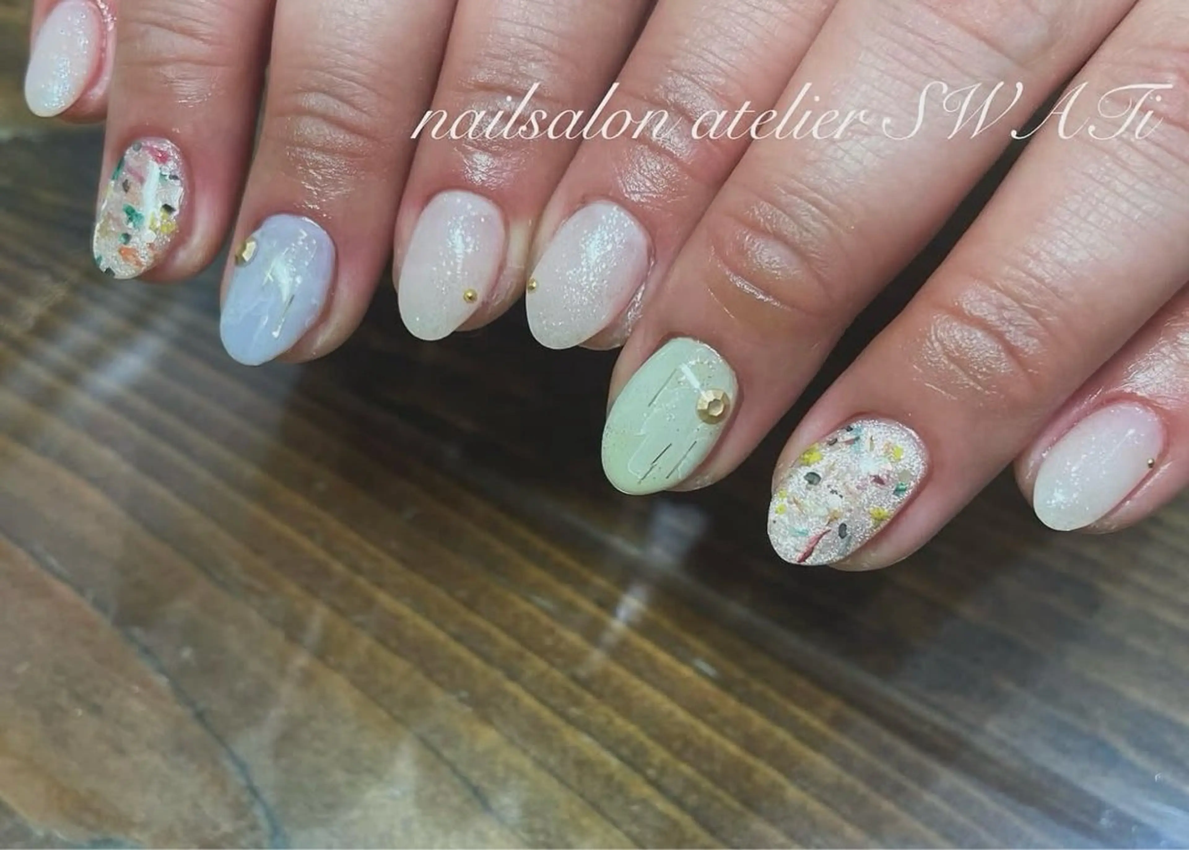 ネイル ヘアーサロン大野所属・nailsalon SWATiのネイルデザイン