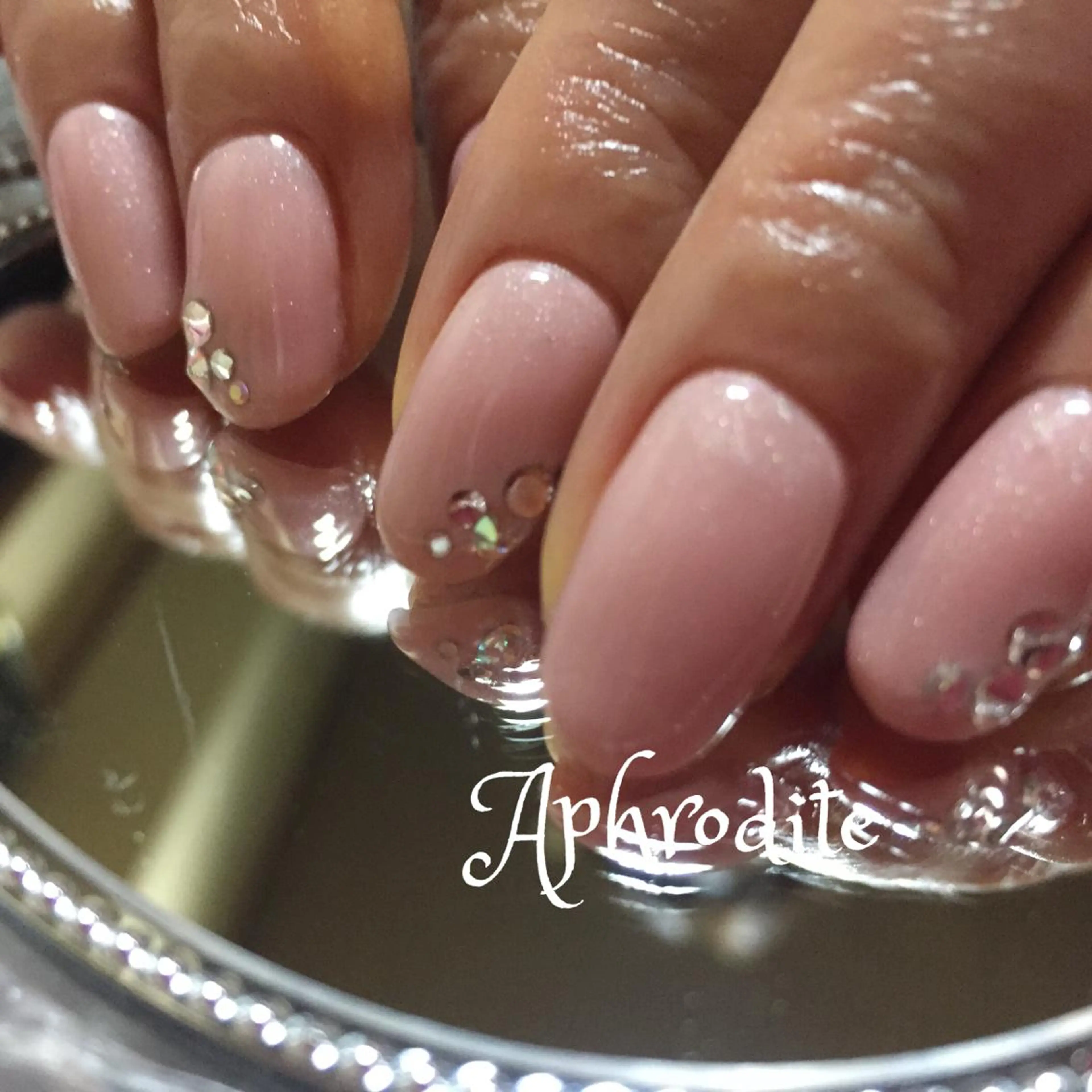 ネイル シンプルネイル Aphrodite パラジェル認定サロンのネイルデザイン