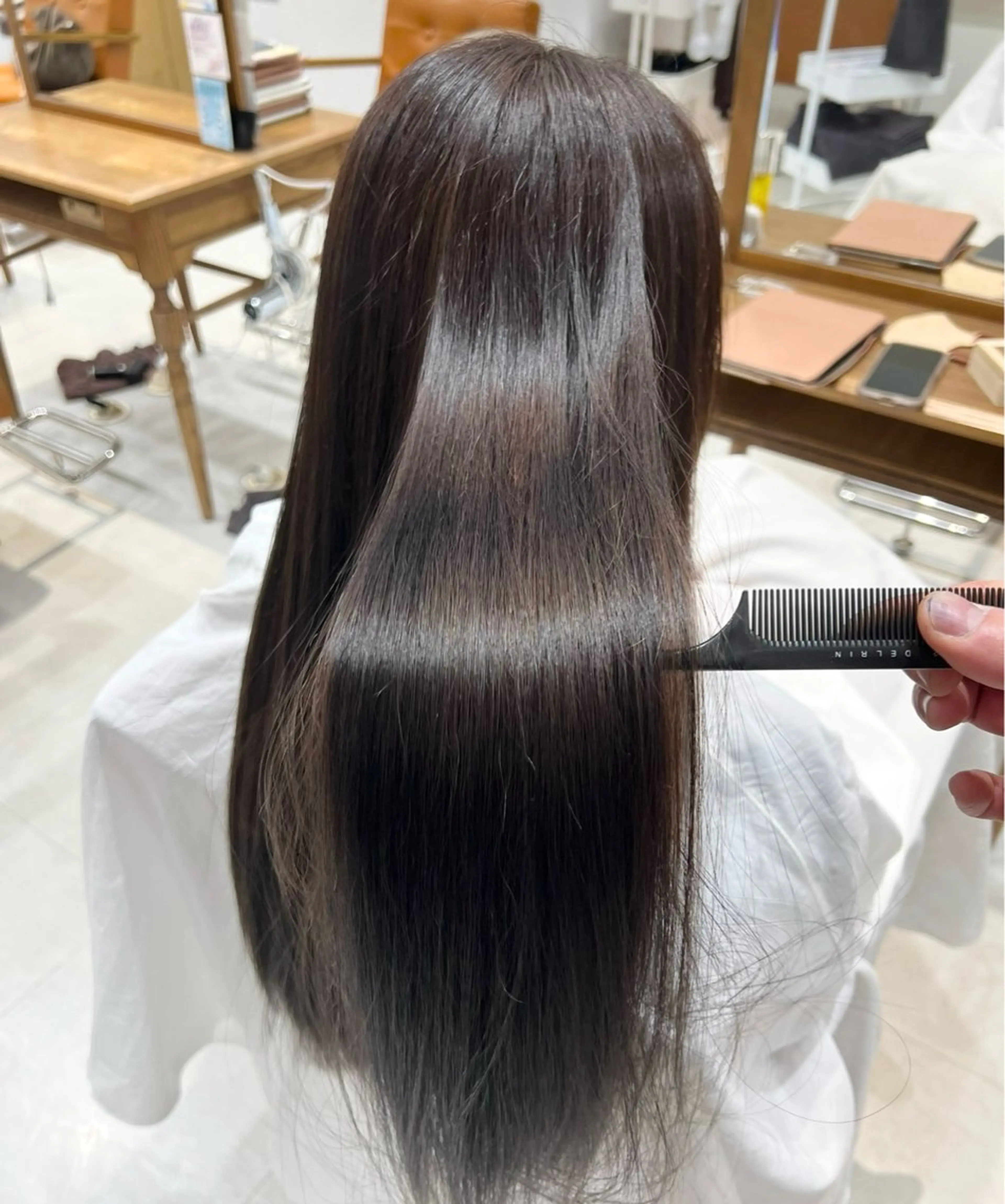 ロング カラー ヘアカラー 🫧艶髪カラー🫧 伊原修子のヘアスタイル