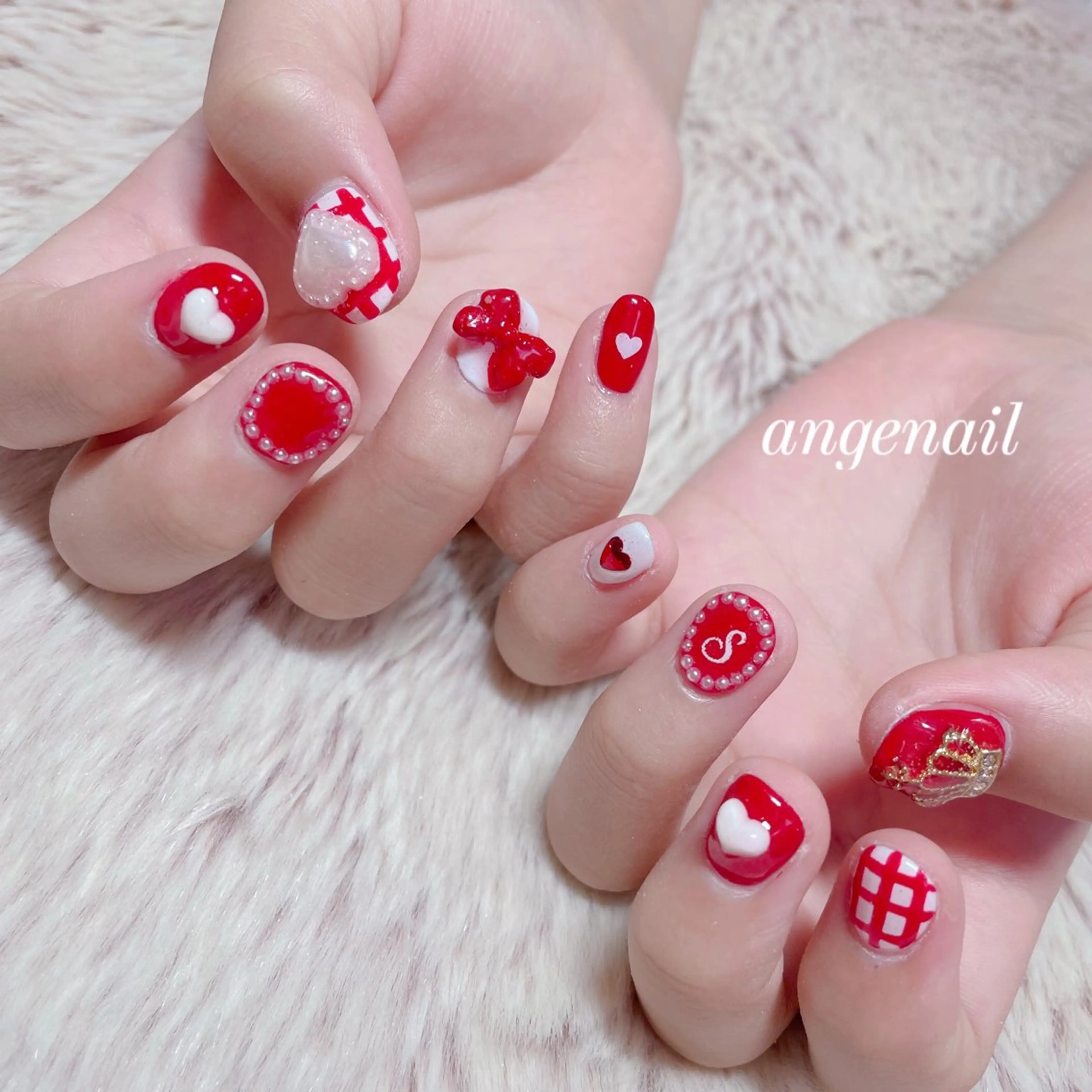 ネイル ハンドネイル オーナーネイリスト MAKIのネイルデザイン