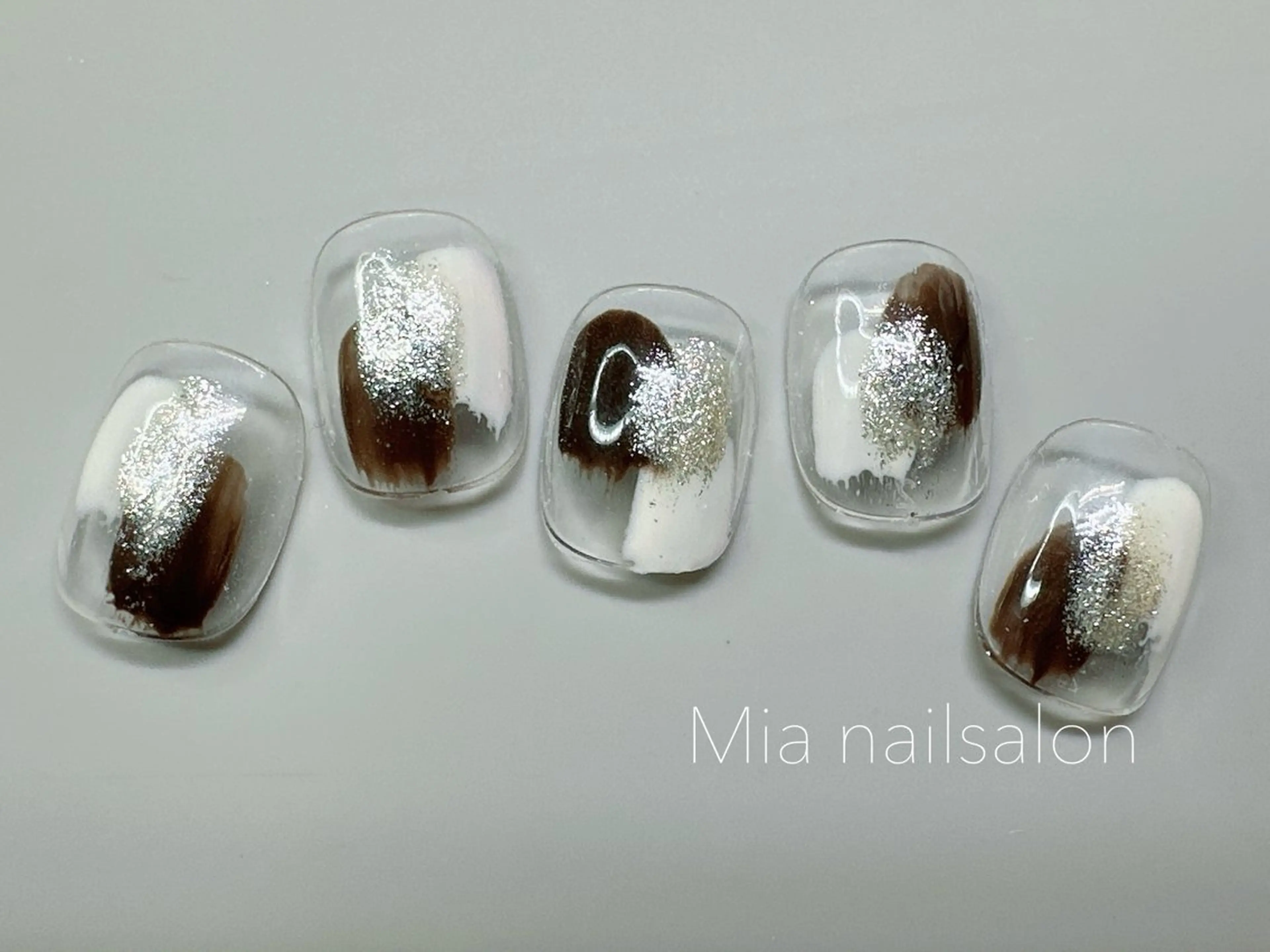 ネイル ハンドネイル Mia 自宅ネイルサロンのネイルデザイン