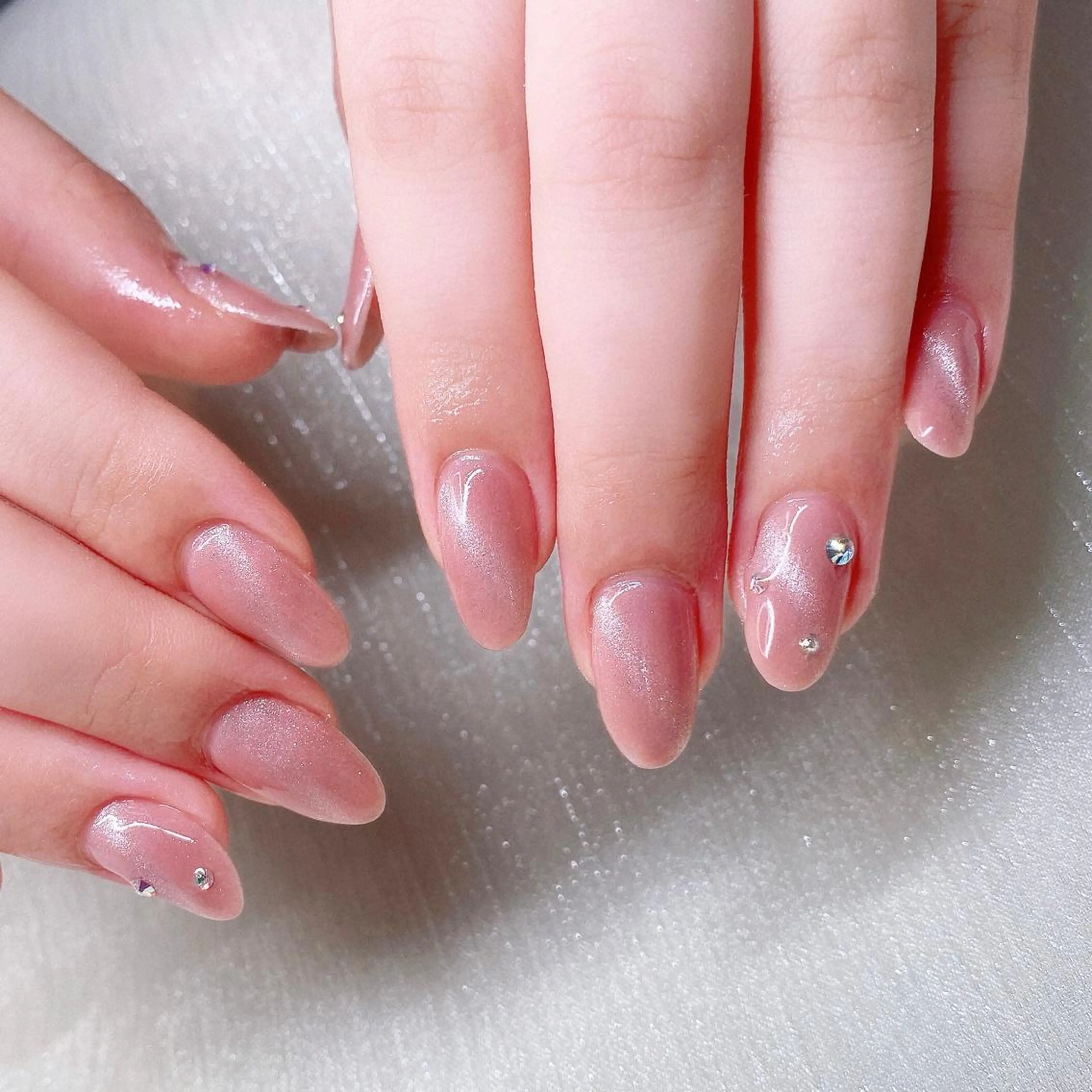 ネイル 長さ出し ストーンネイル ハンドネイル Nailist SUZU所属・Nailist suzuのネイルデザイン