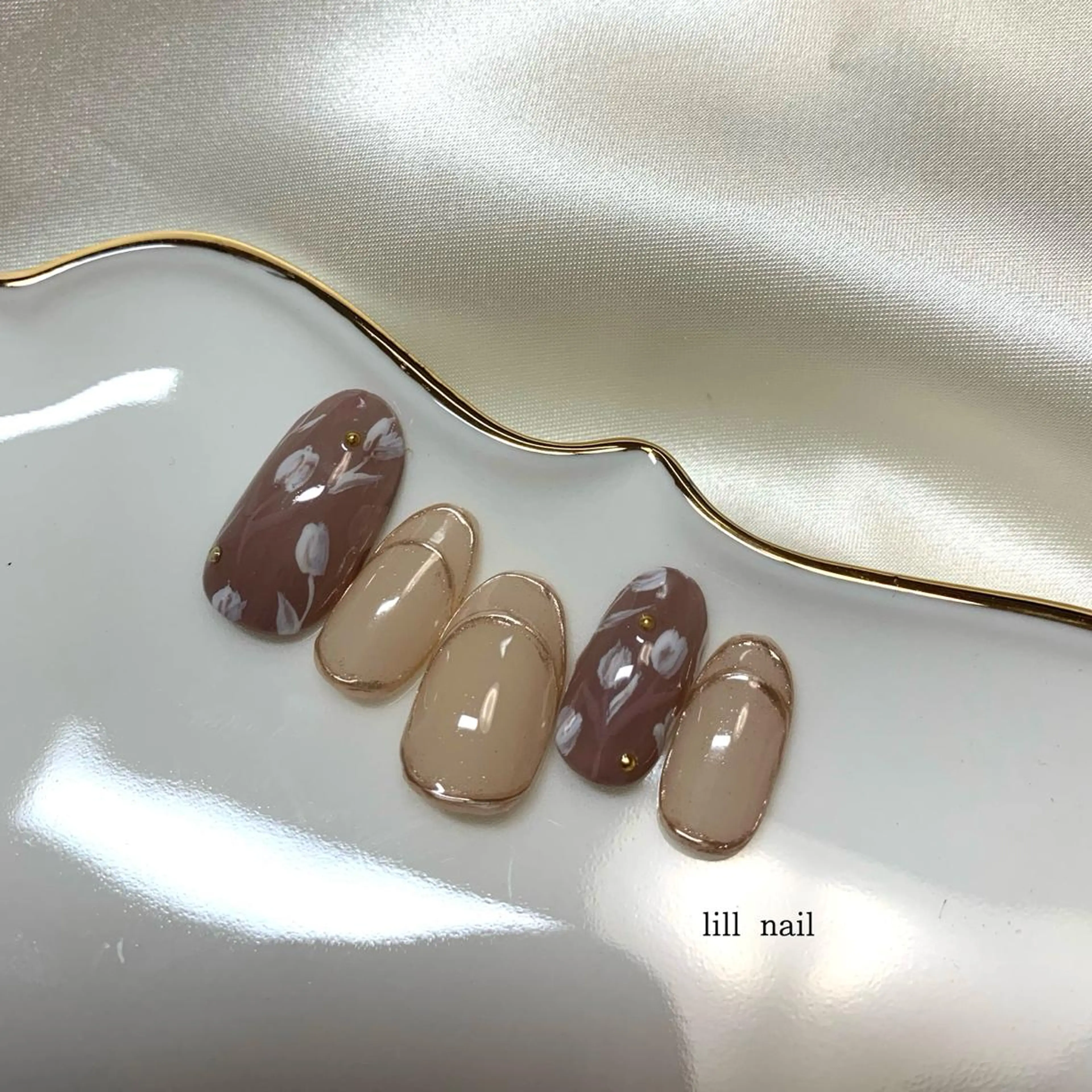 ミディアム pllia beautyのネイルデザイン