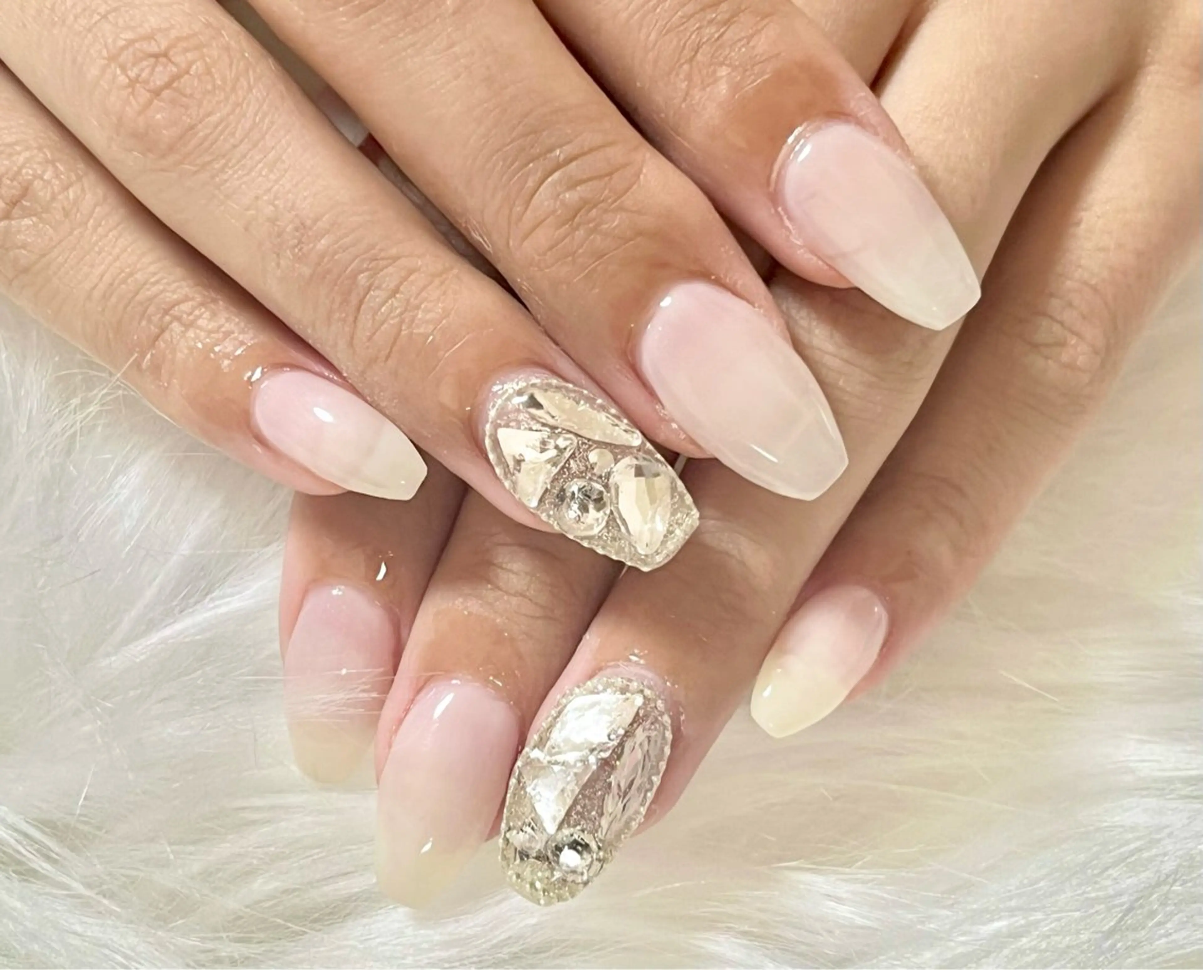 ネイル hohomi .のネイルデザイン