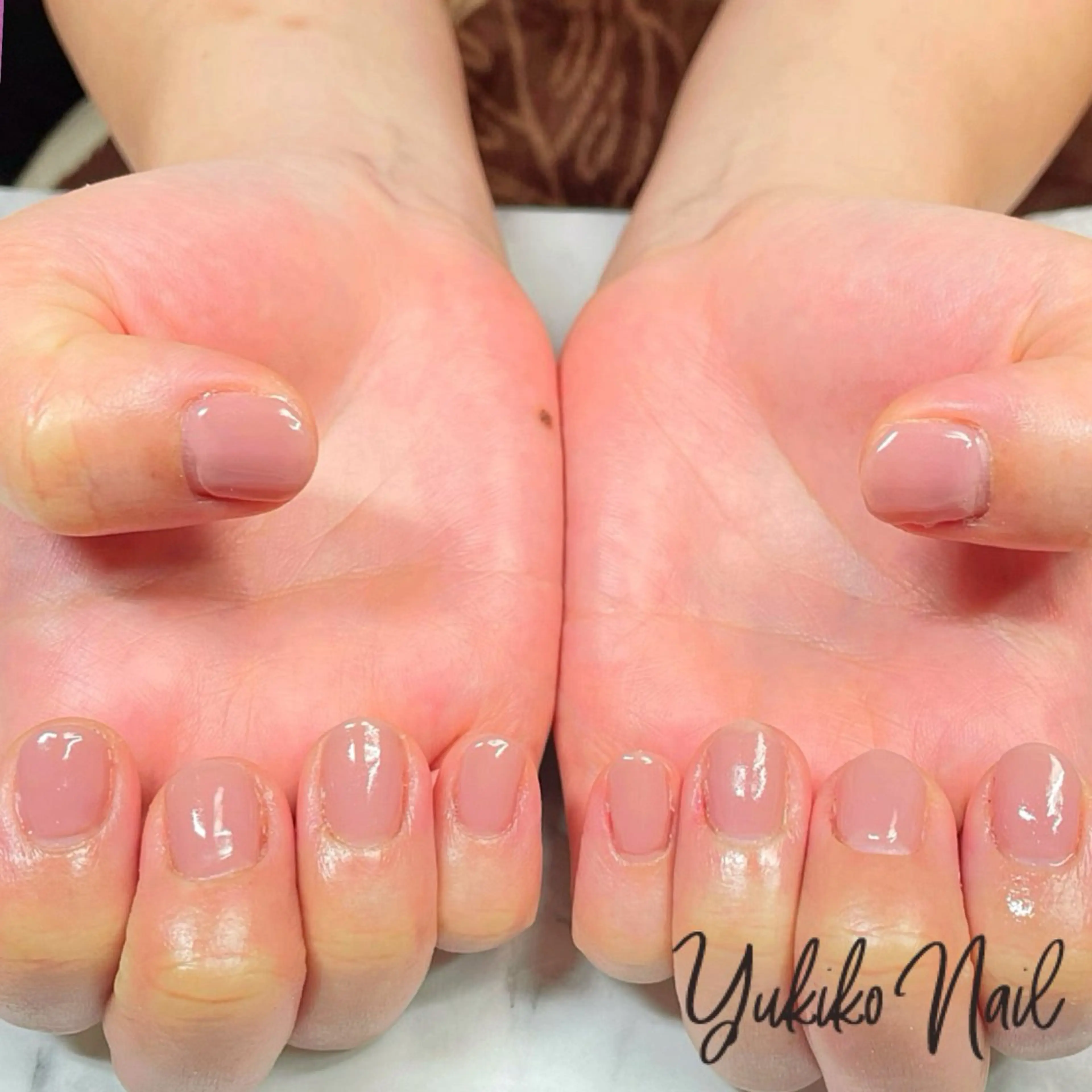 ネイル オフィスネイル ワンカラーネイル ピンク シンプルネイル ハンドネイル ユキコ ネイルのネイルデザイン