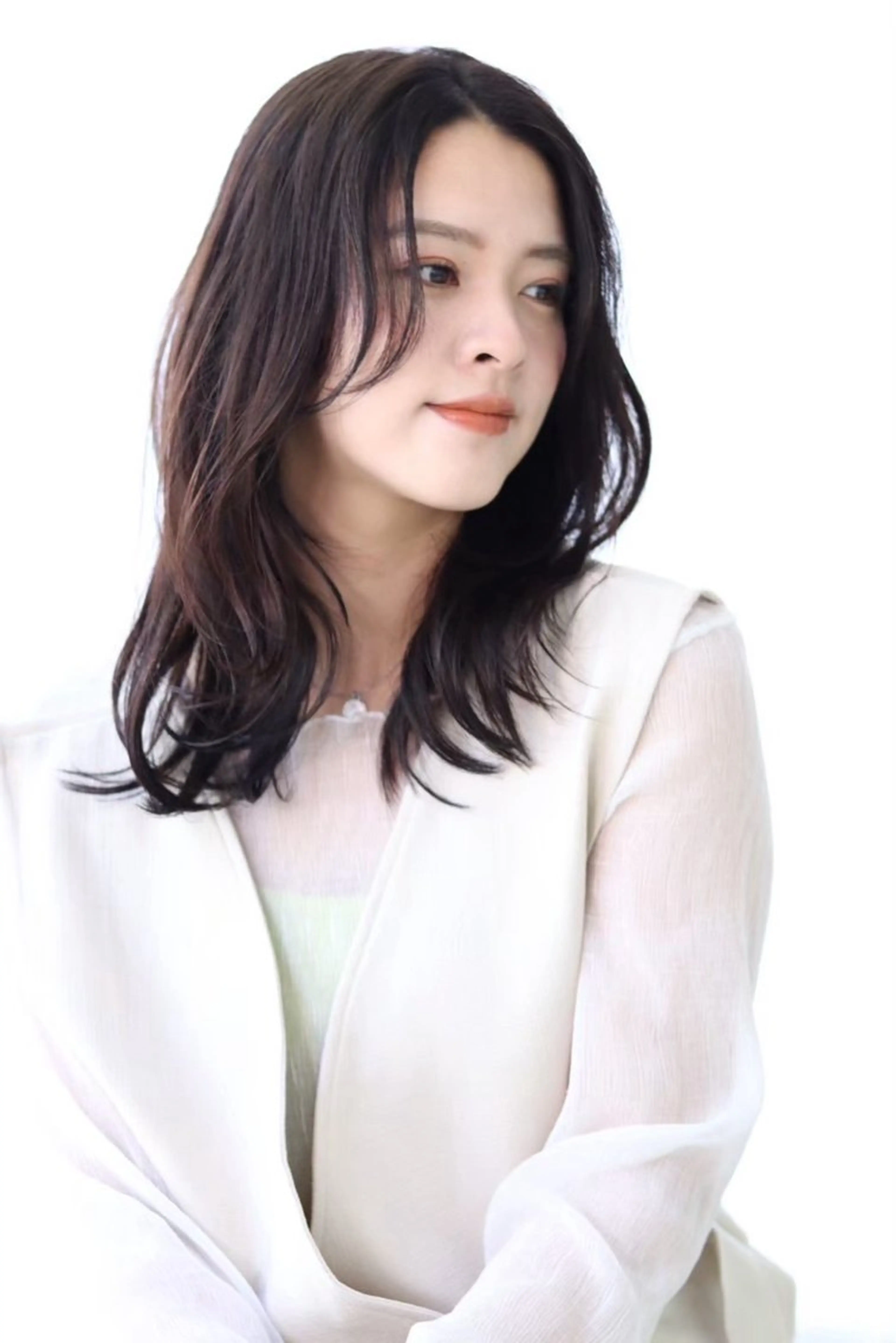 ロング 鈴木 凜のヘアスタイル