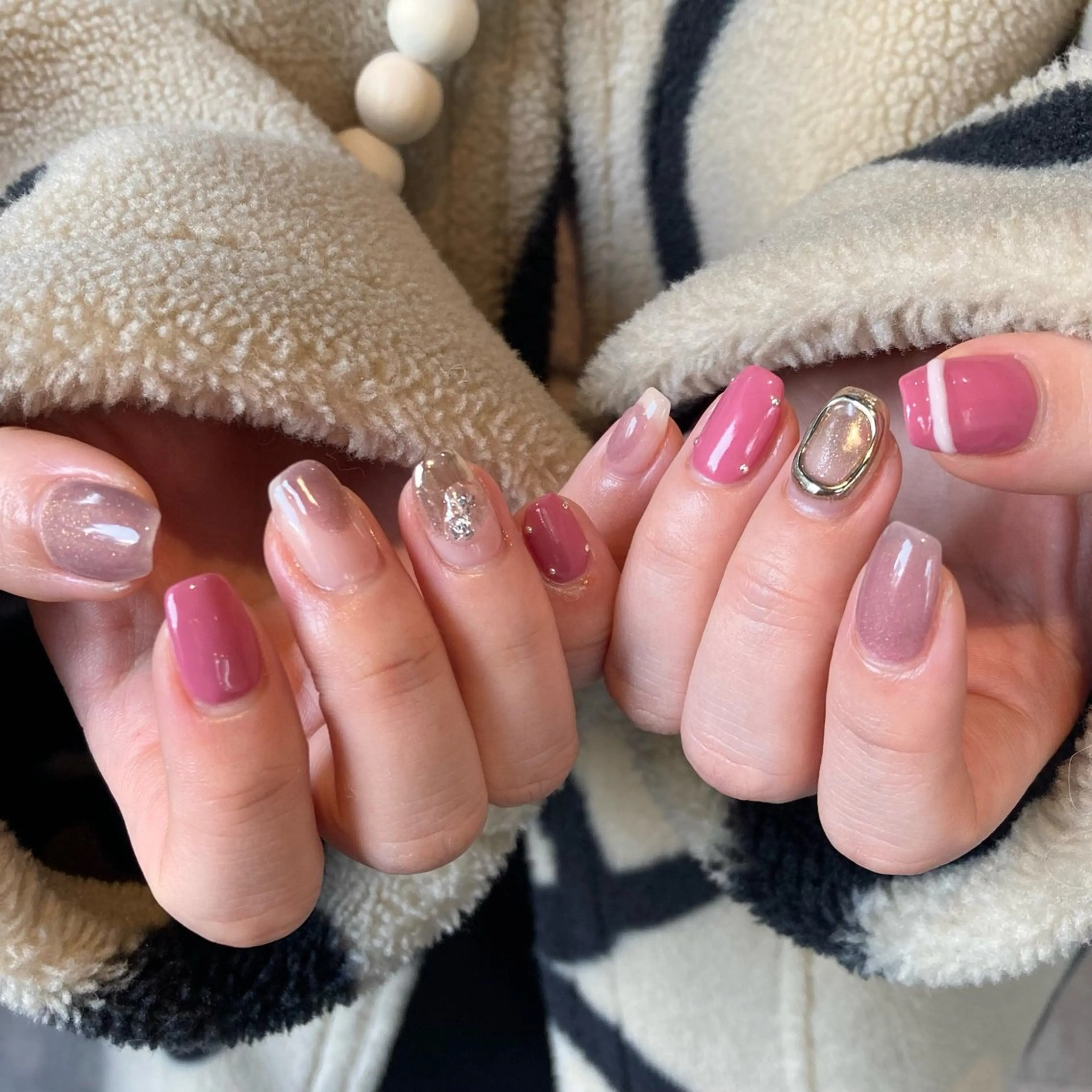 ネイル ミラーネイル ハンドネイル shio ♡ 1月予約受付中のネイルデザイン