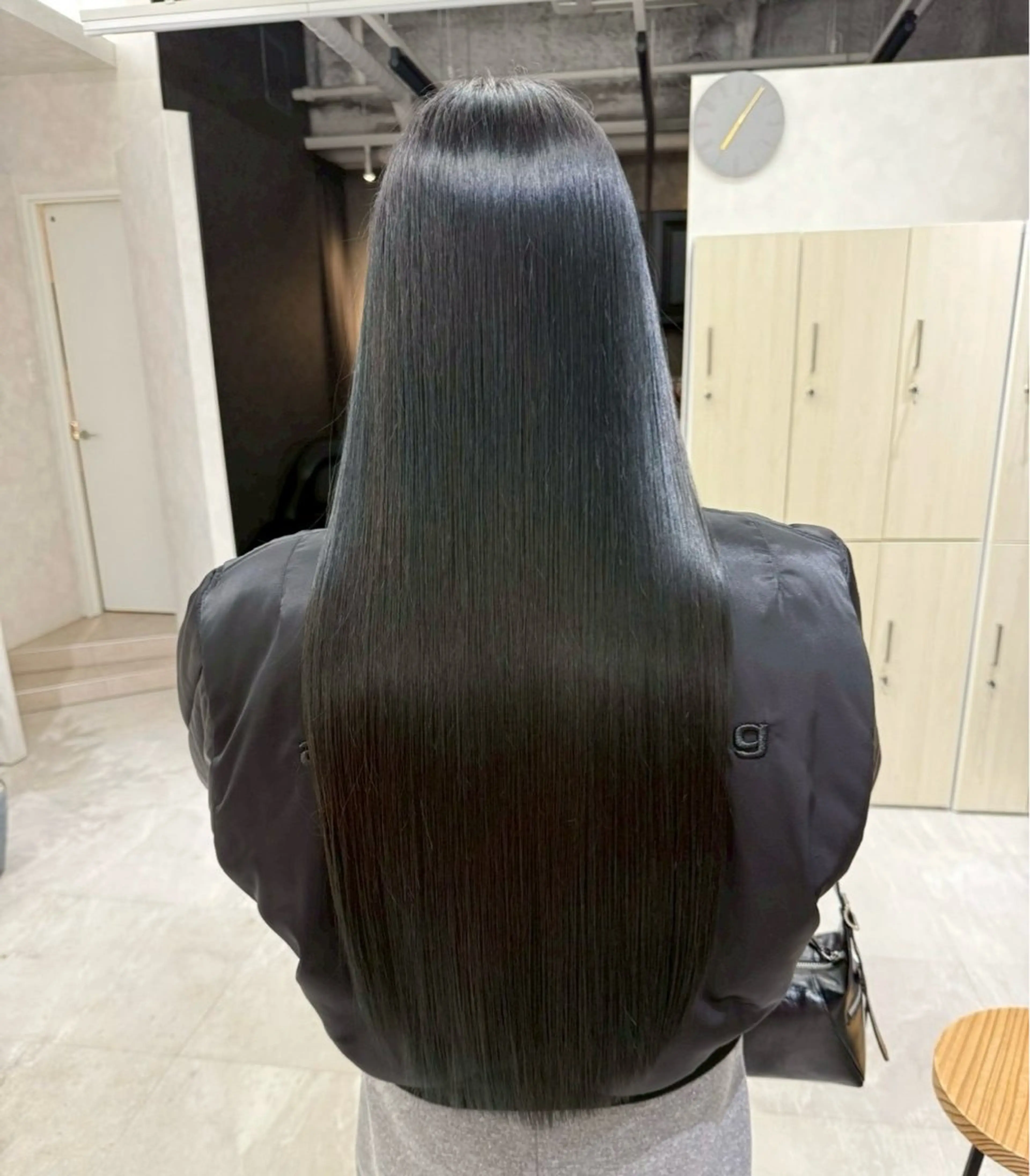 ロング 伸ばしかけ トリートメント 𝓝𝓞𝓐🌹✨️ ツヤ髪/髪質改善のヘアスタイル