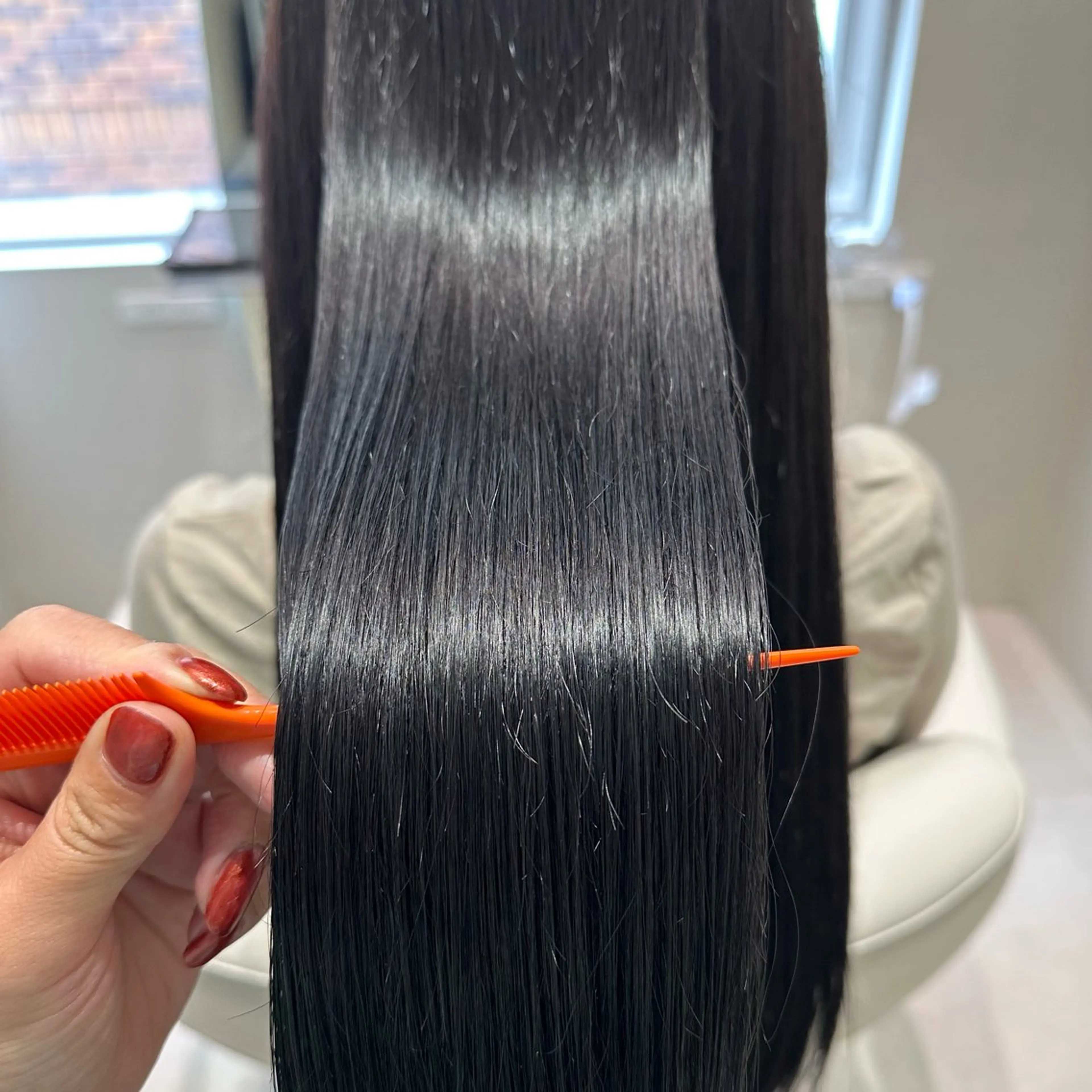 ロング ニシグチ サヨのヘアスタイル