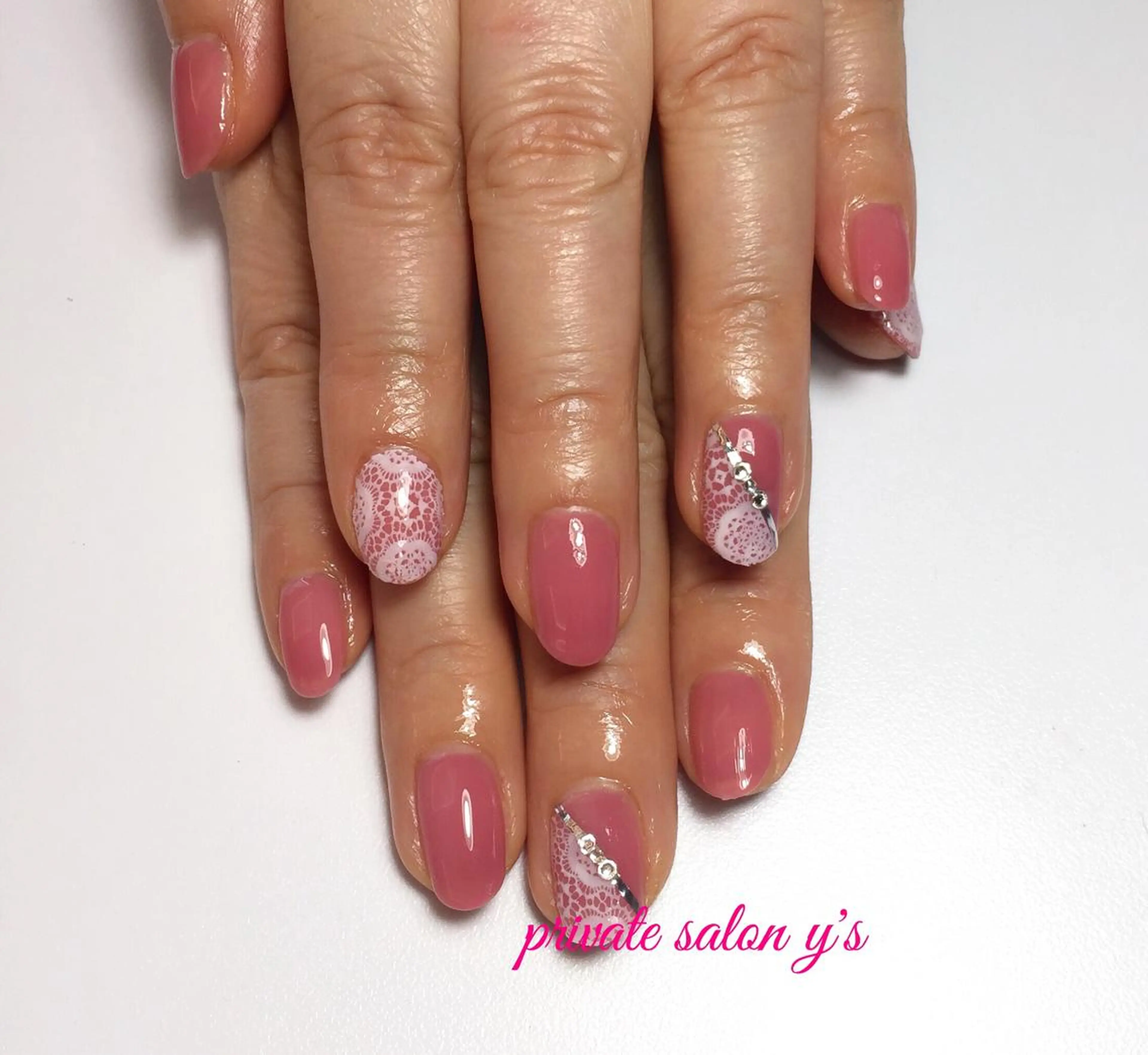 ネイル y' sのネイルデザイン