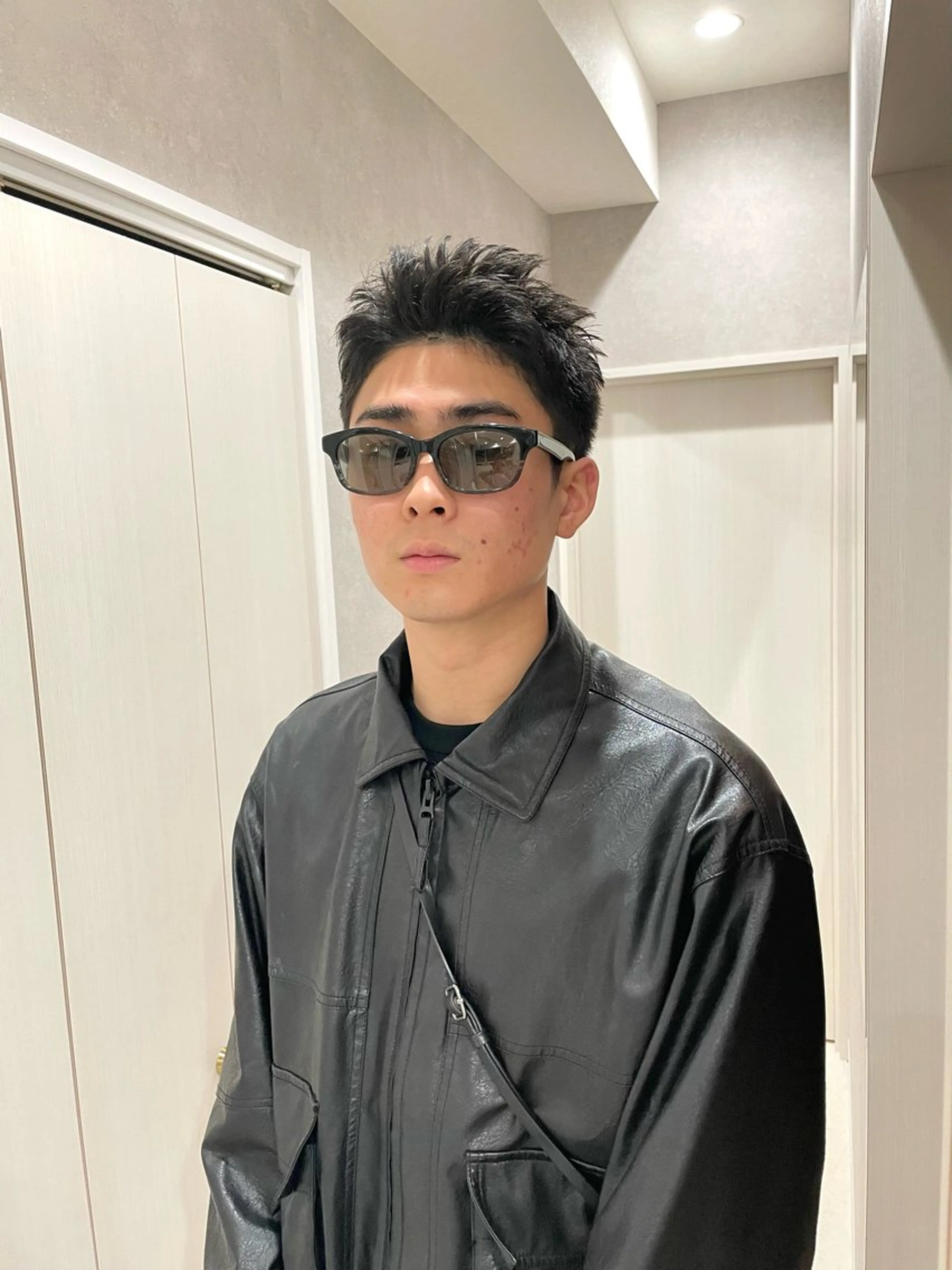 ショート カラー メンズ スパイキーショート 刈り上げ メンズベリーショート ベリーショート アッシュ 【東北メンズヘア1 位受賞🥇】本間祐太のヘアスタイル