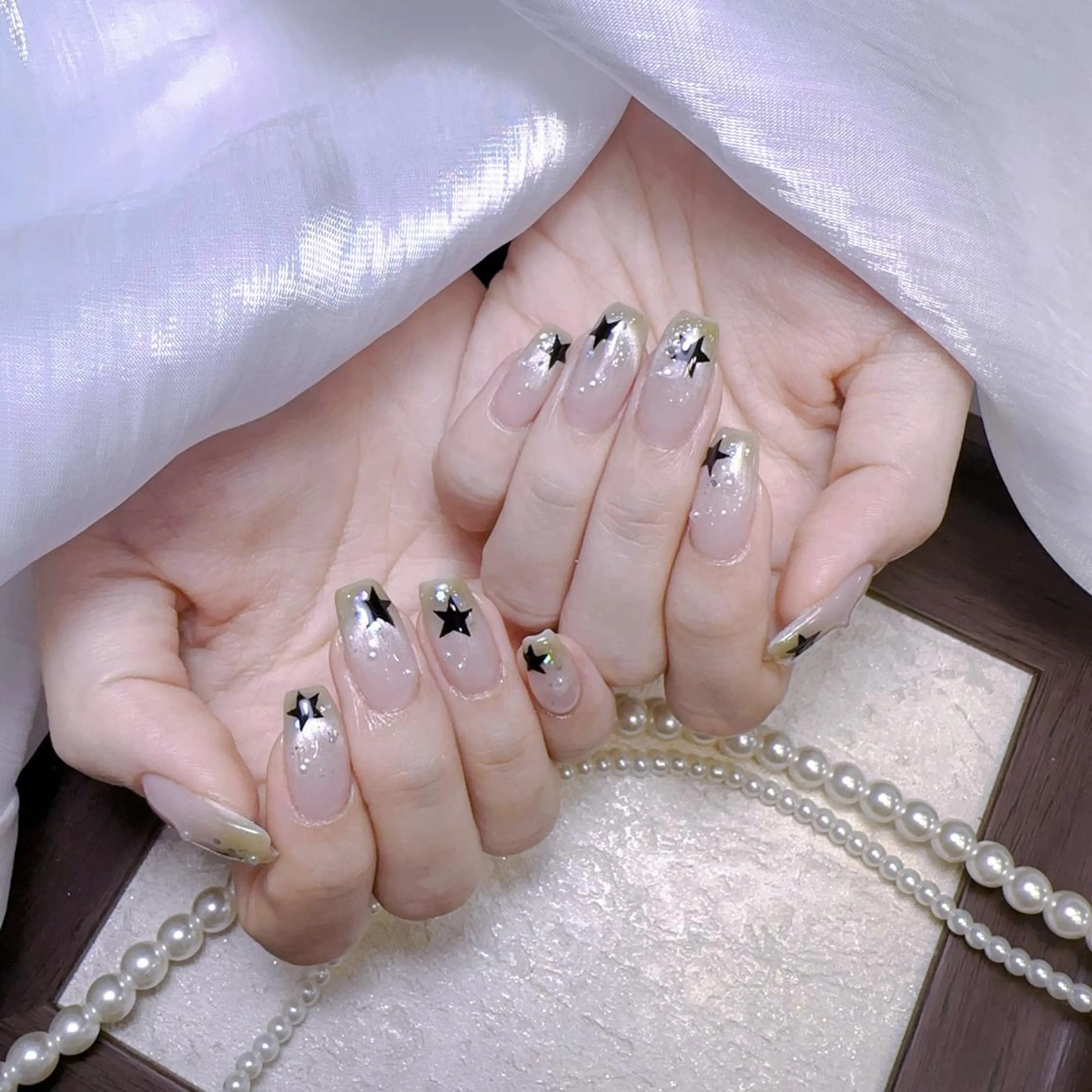 大人気💕HAND✨持ち込みデザイン120分(ご希望のデザインを送ってください)初回ご来店ソフトジェルオフ無料✨の写真