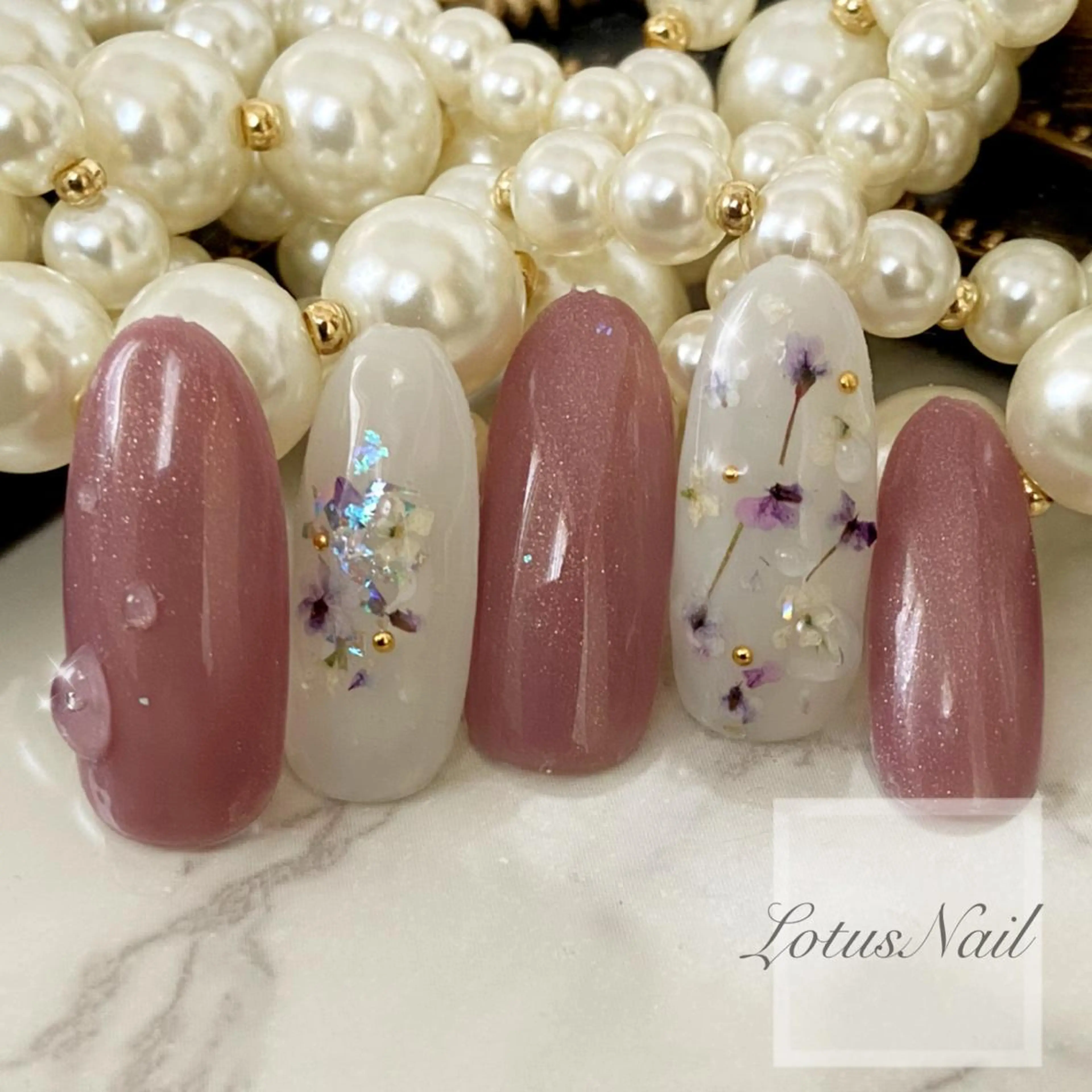 ネイル フラワーネイル Lotus Nailのネイルデザイン
