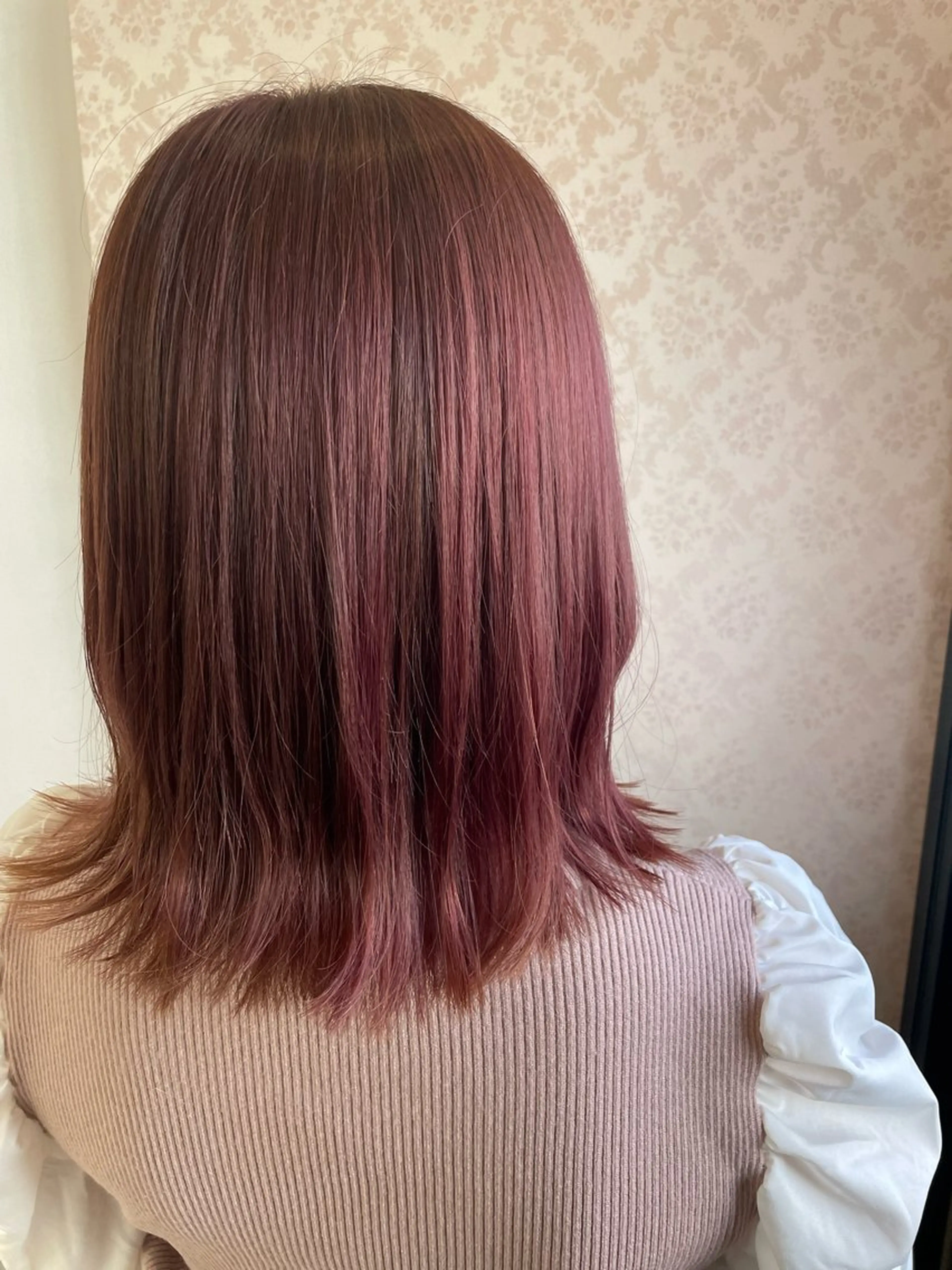 カラー ヒヨシ ルナのヘアスタイル