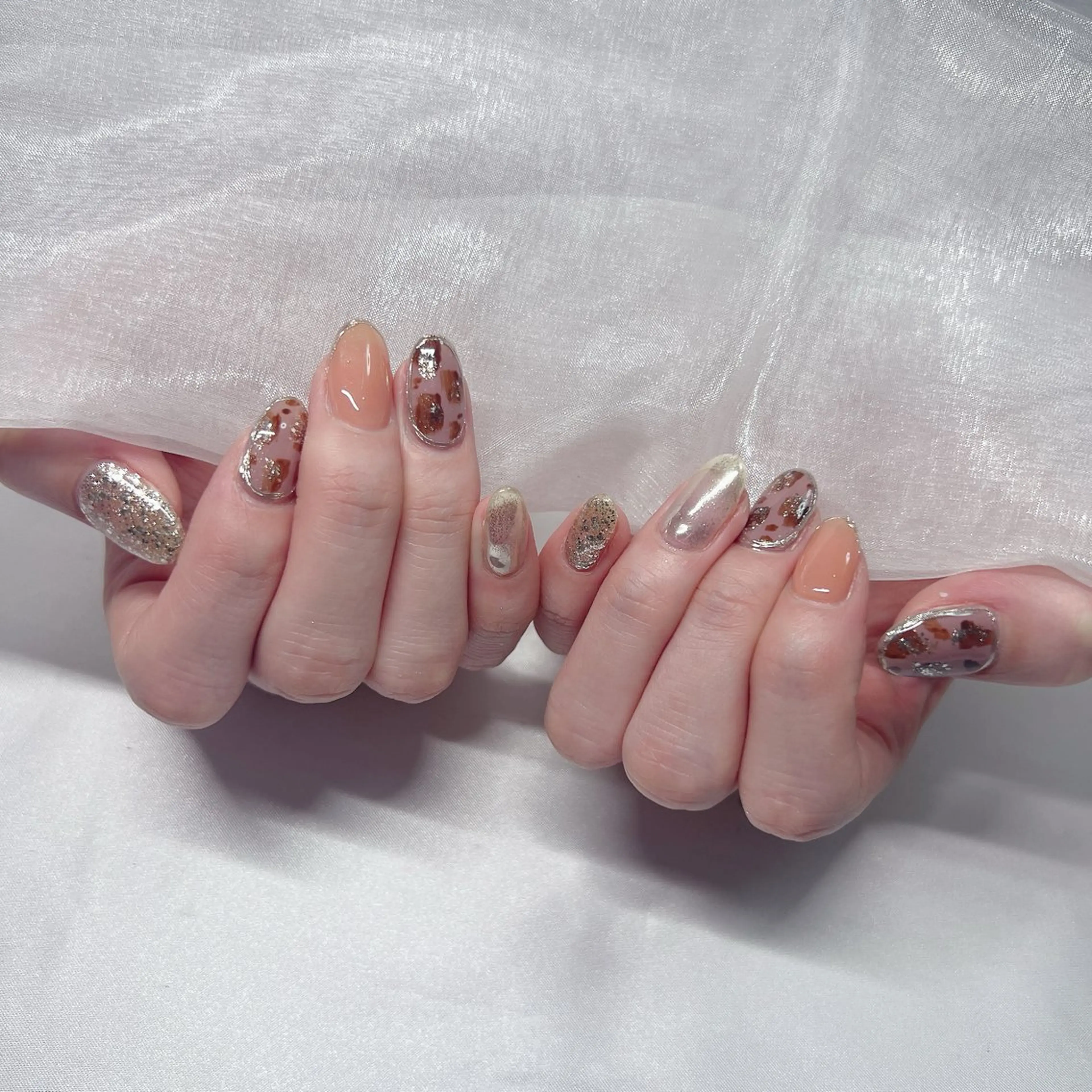 ネイル ジェルネイル 韓国ネイル ラメ(グリッター) マグネットネイル ミラーネイル ハンドネイル -nail salon-Reward所属・nail salon Rewardのネイルデザイン