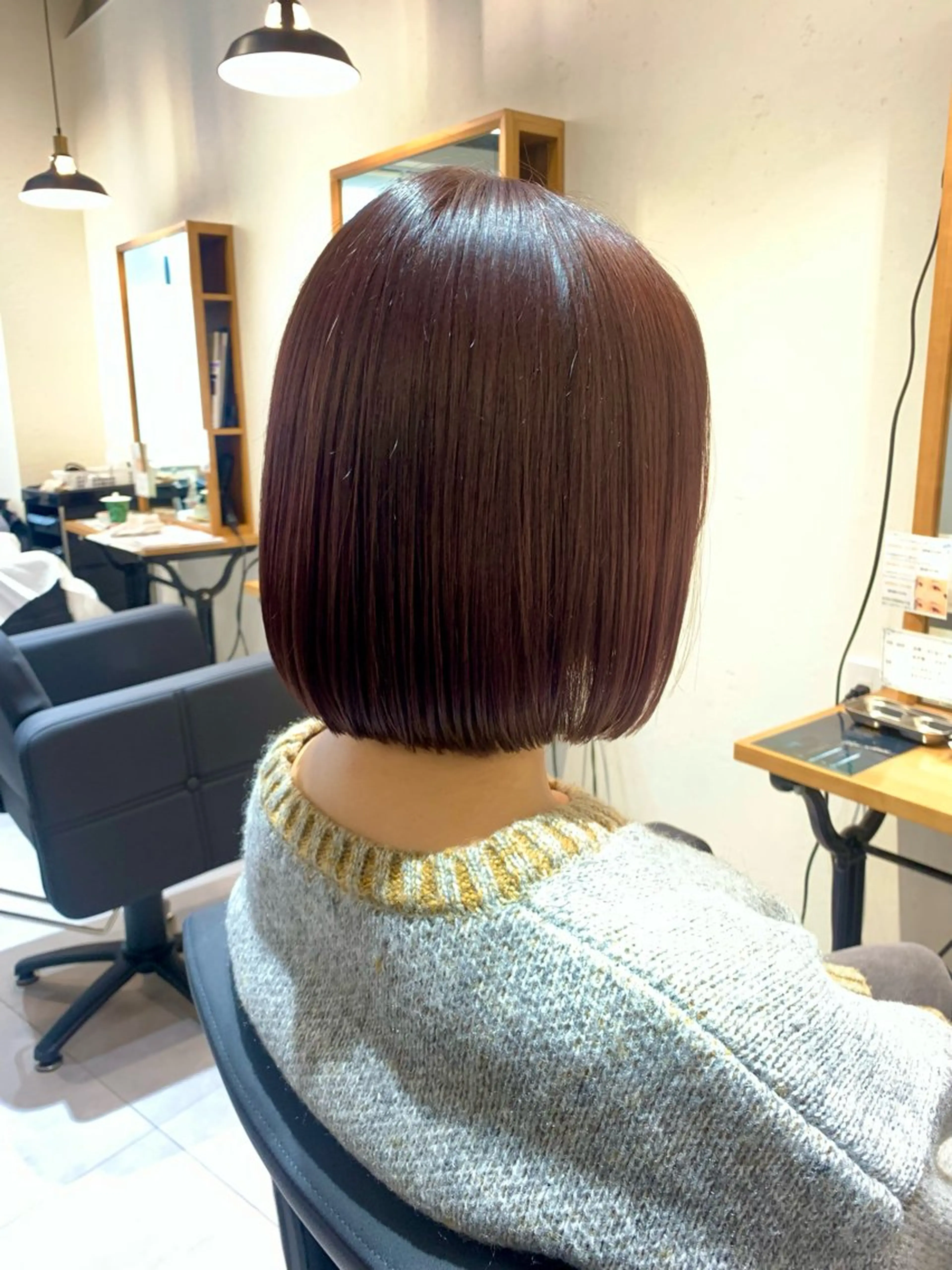 ショート カラー ブラウンカラー ピンクカラー ピンクブラウン ボブ Dears 香芝店所属・関 優希のヘアスタイル