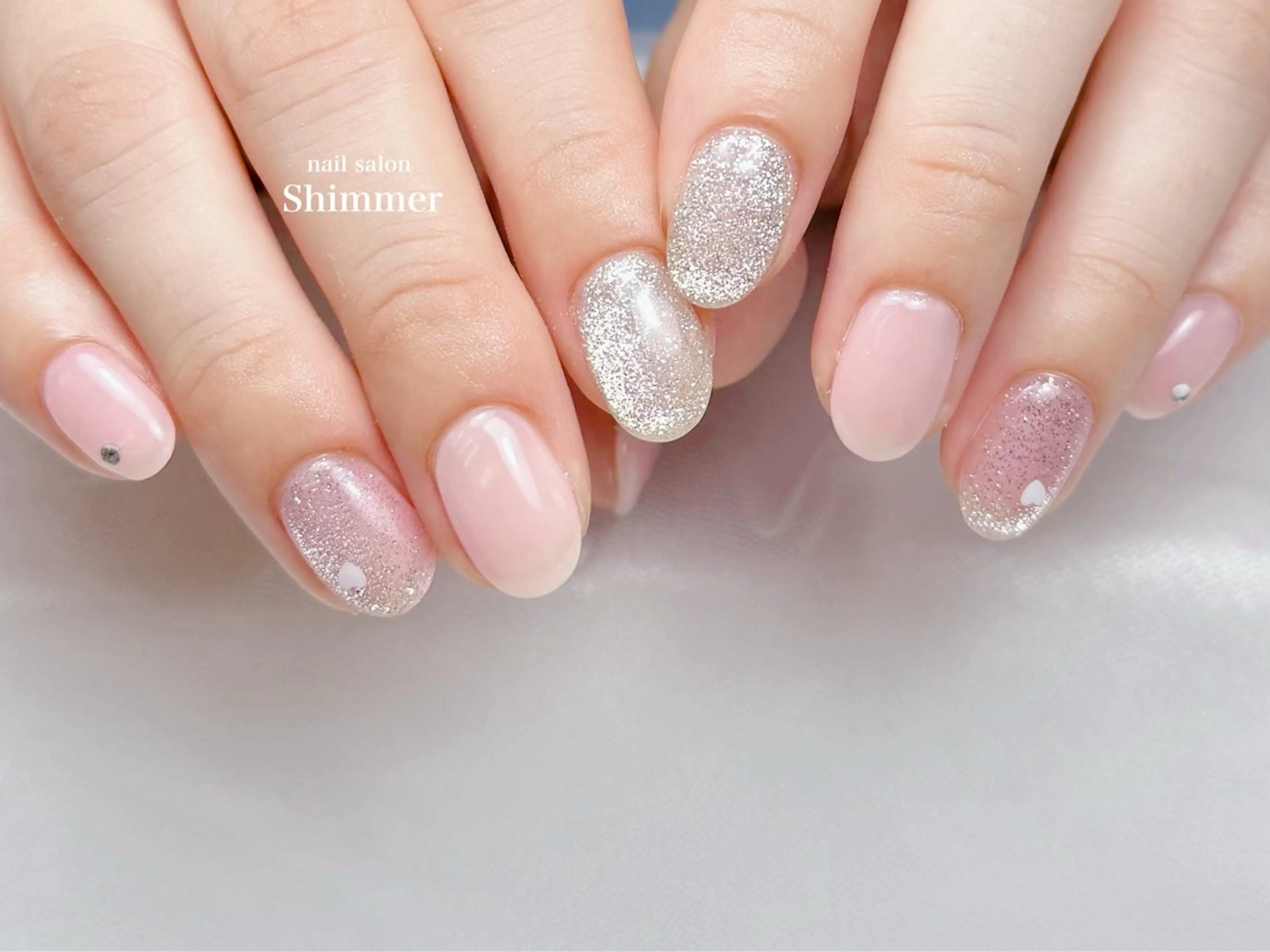 ネイル ハンドネイル Shimmer Risaのネイルデザイン