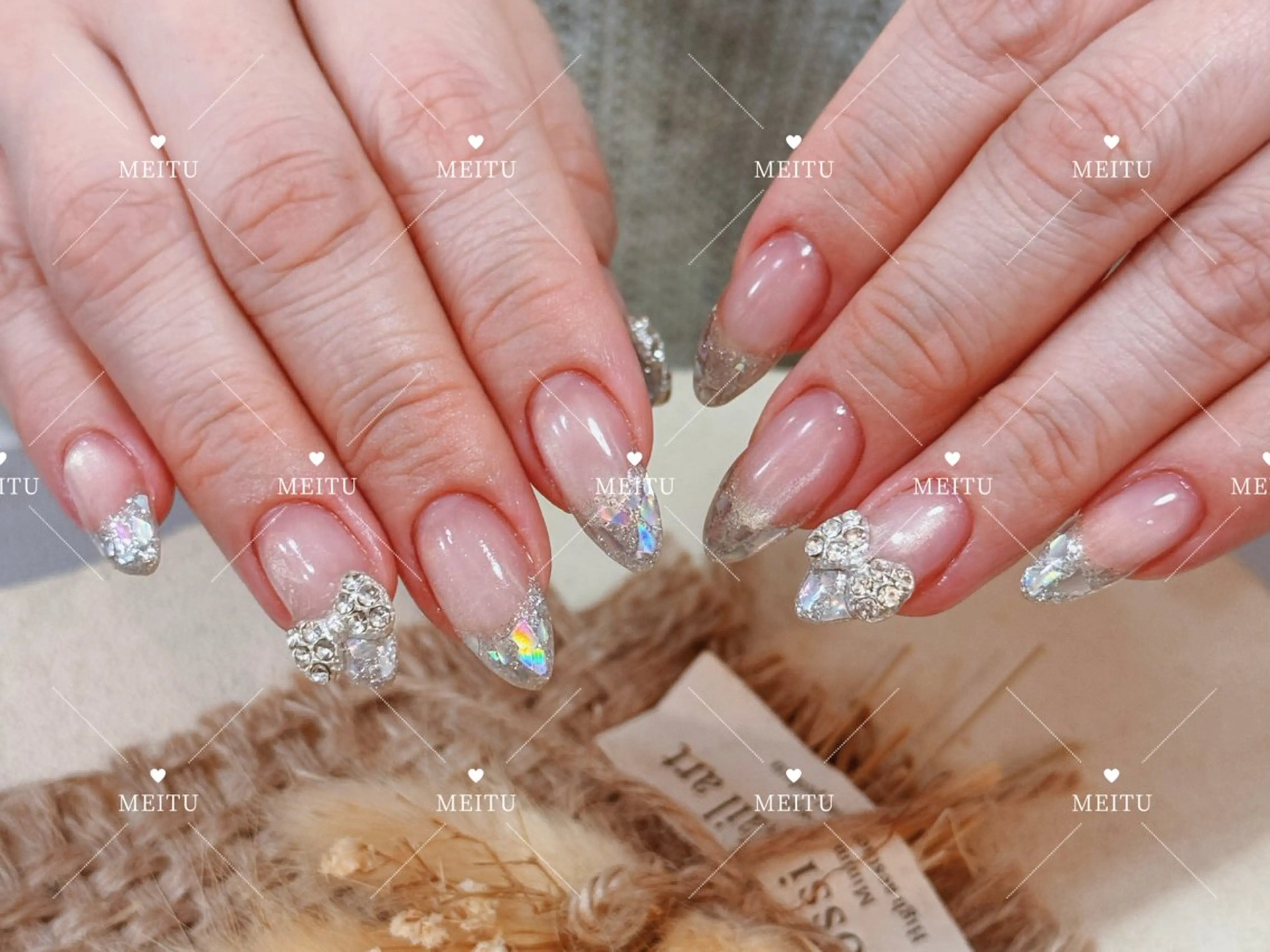 ネイル ハンドネイル AngelChris ビューティーサロンのネイルデザイン