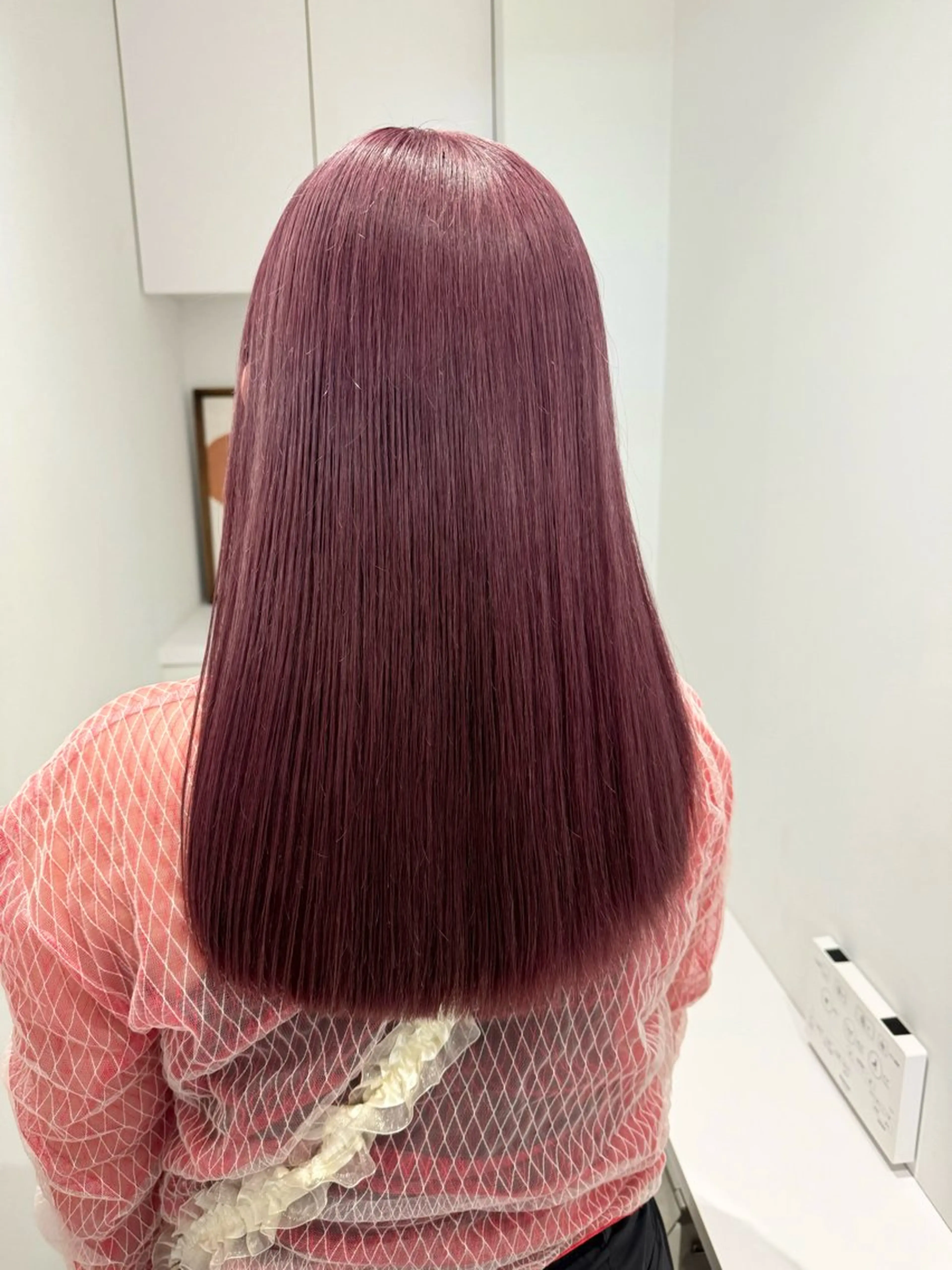 セミロング ヘアカラー トリートメント ✨ブリーチ/顔周り レイヤー¦YUKA✨のヘアスタイル