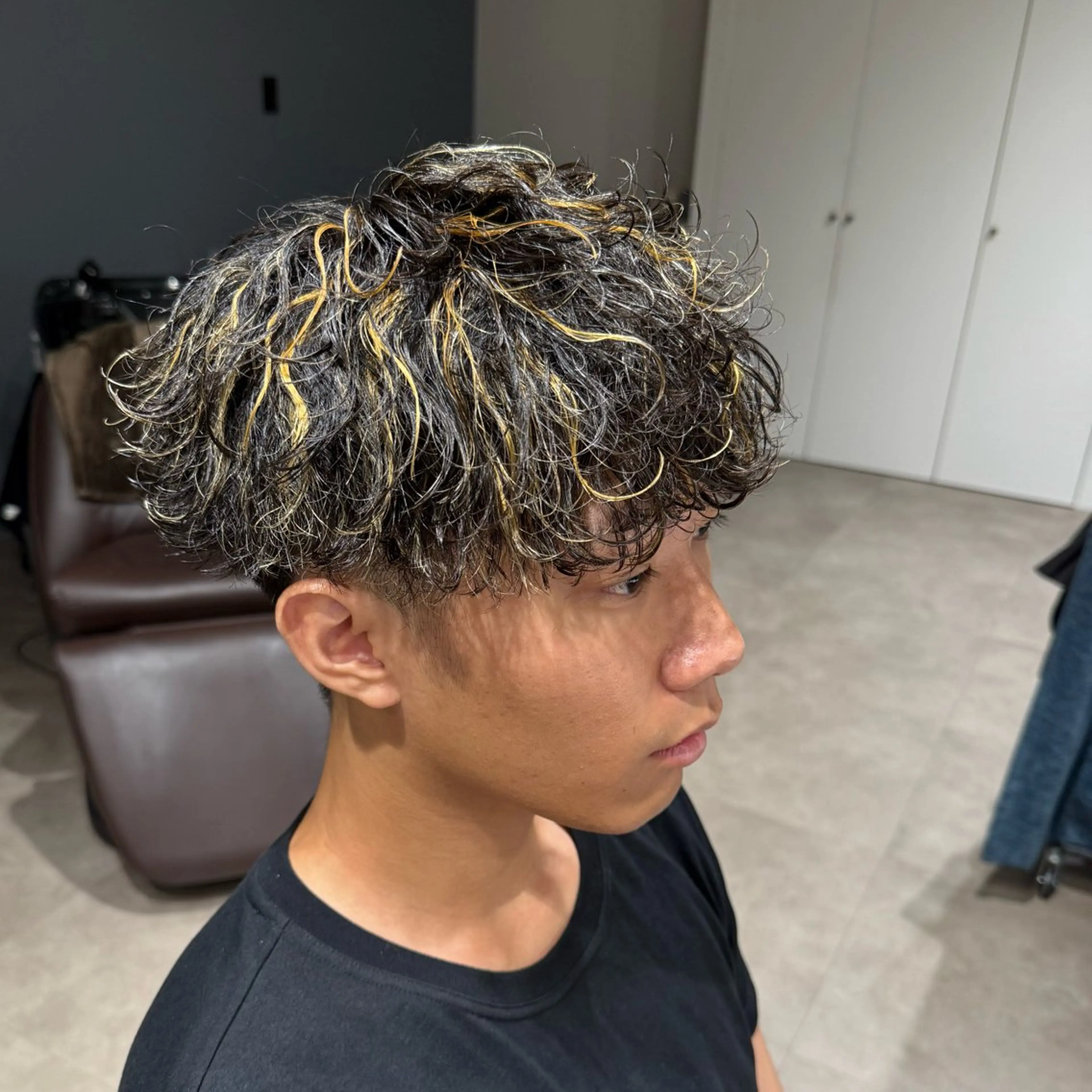 ミディアム カラー パーマ メンズ カット ヘアカラー パーマ 『メンズ専門』 悠貴のヘアスタイル