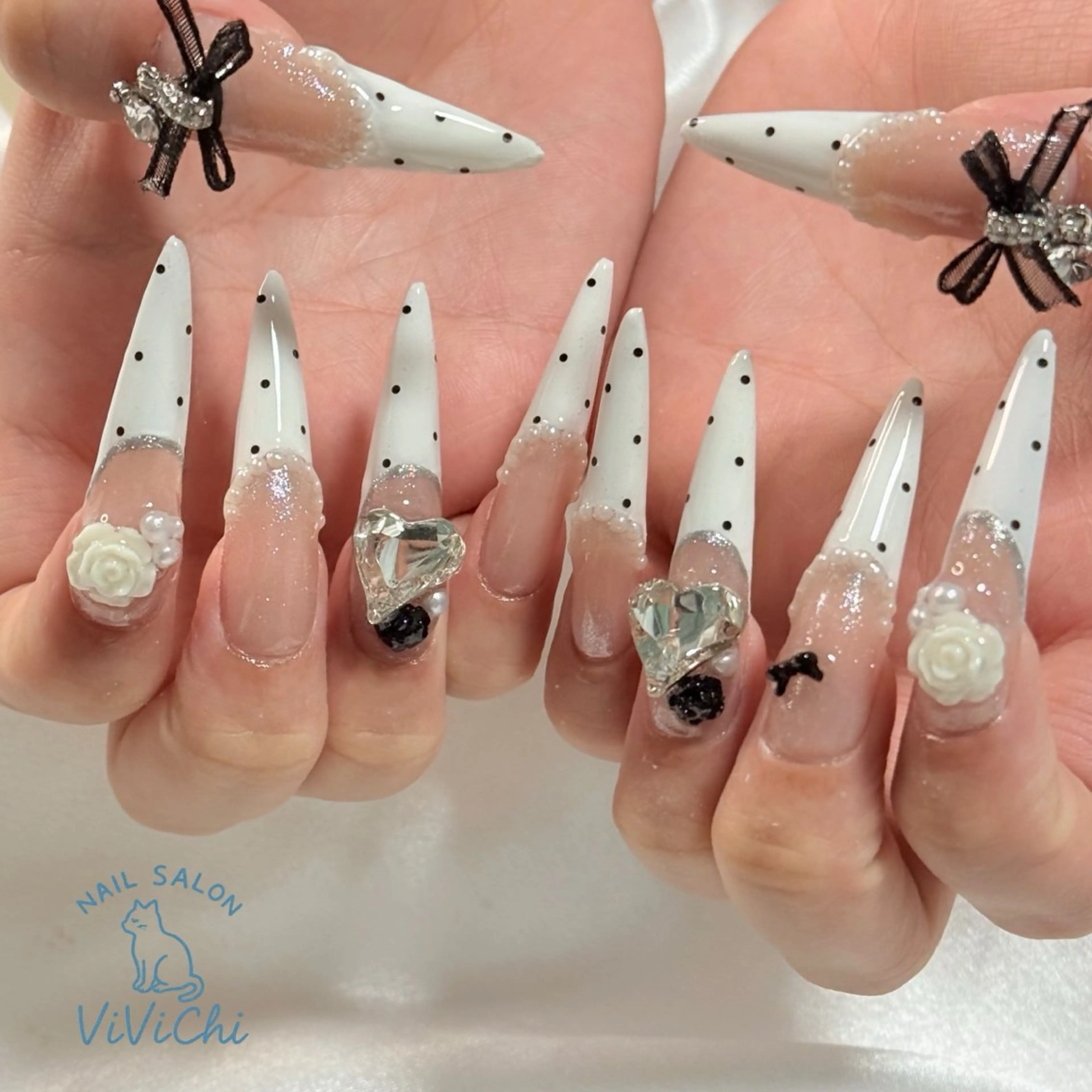 ネイル ハンドネイル NAILSALON ViViChi所属・ViViChi 梨帆のネイルデザイン