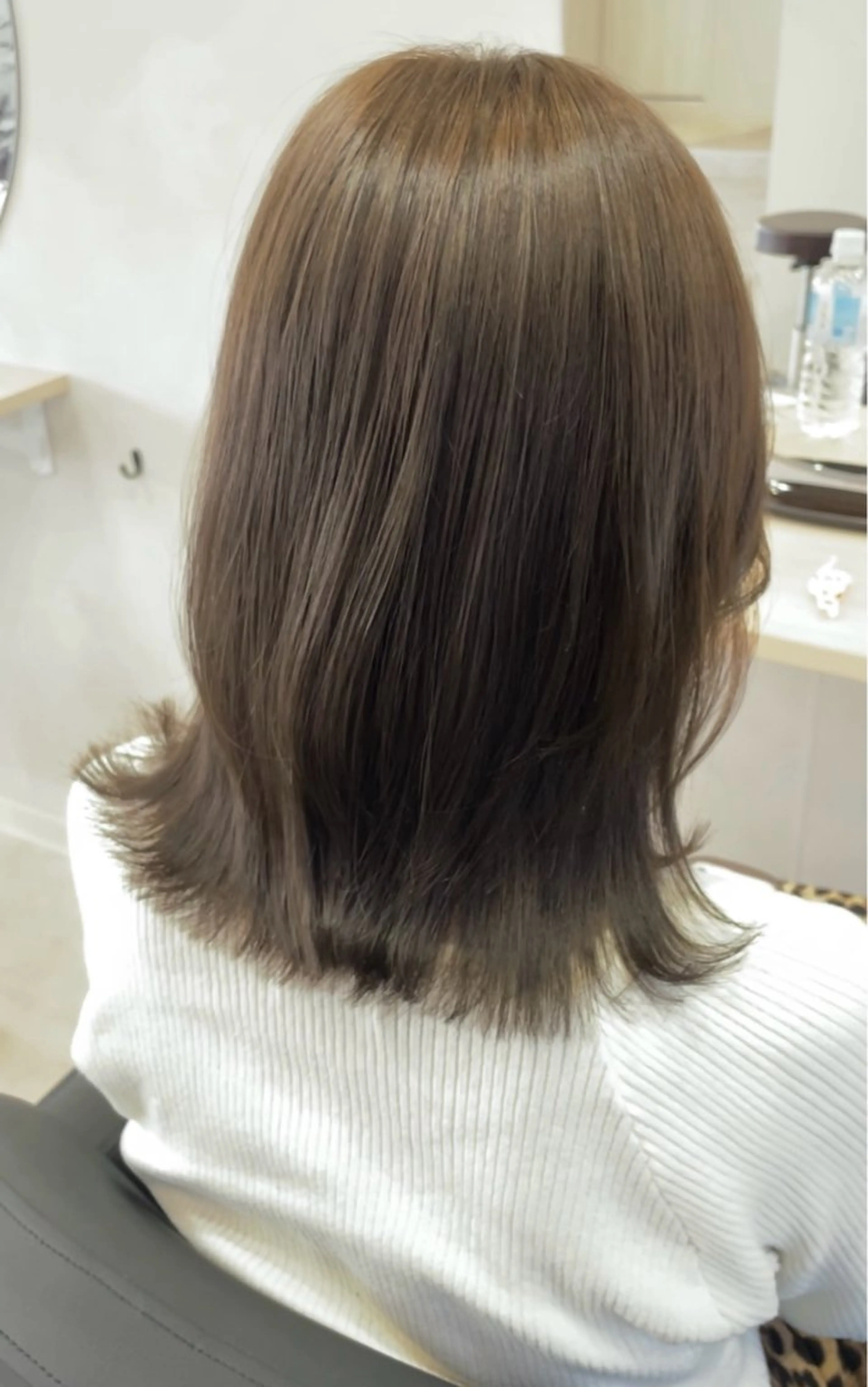 カラー 透明感カラー イルミナカラー オリーブカラー cyaco g所属・大原 望愛のヘアスタイル
