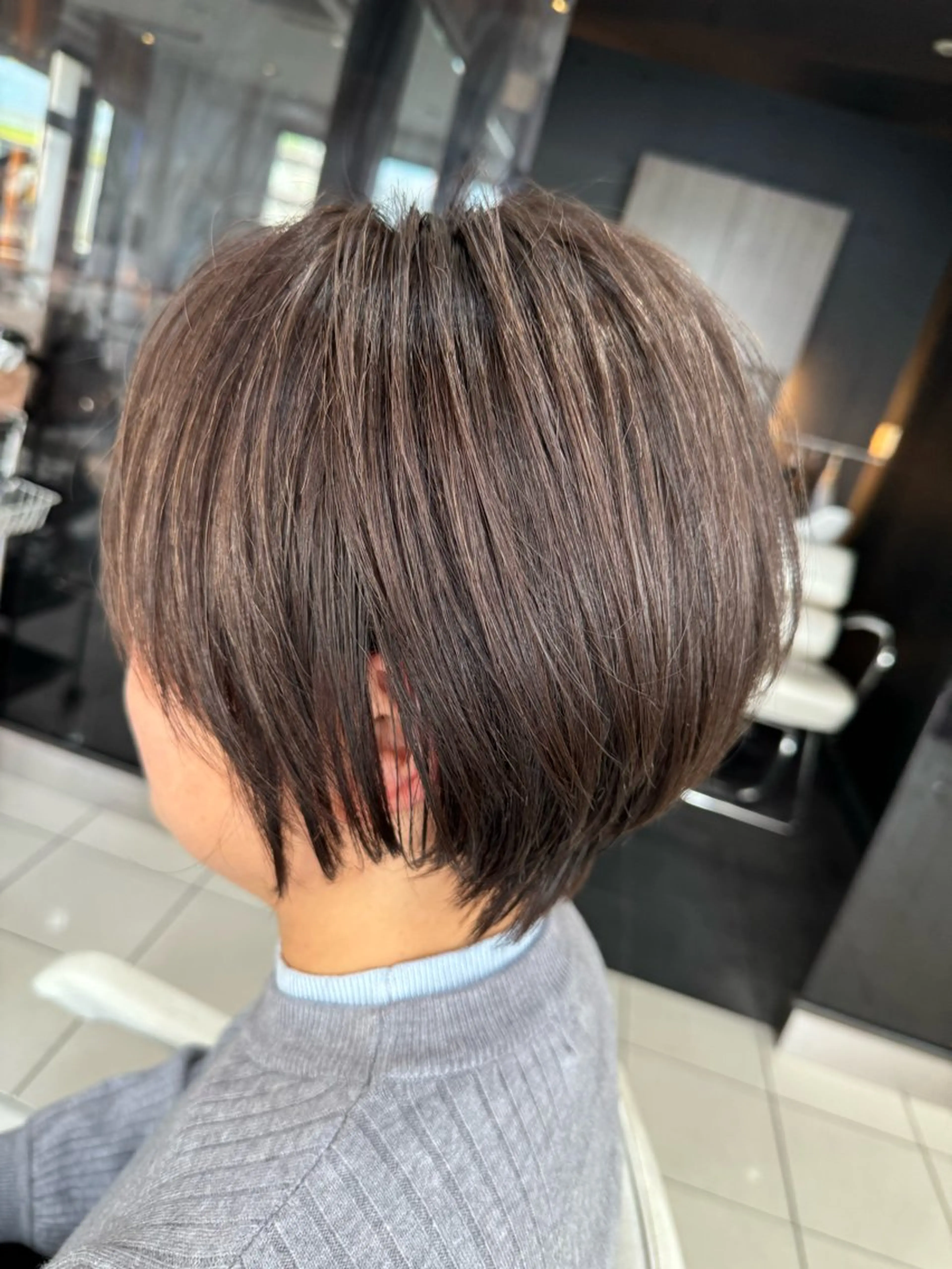 ショート カット 髪質改善×白髪ぼかし 美容師✂️武澤龍賀のヘアスタイル
