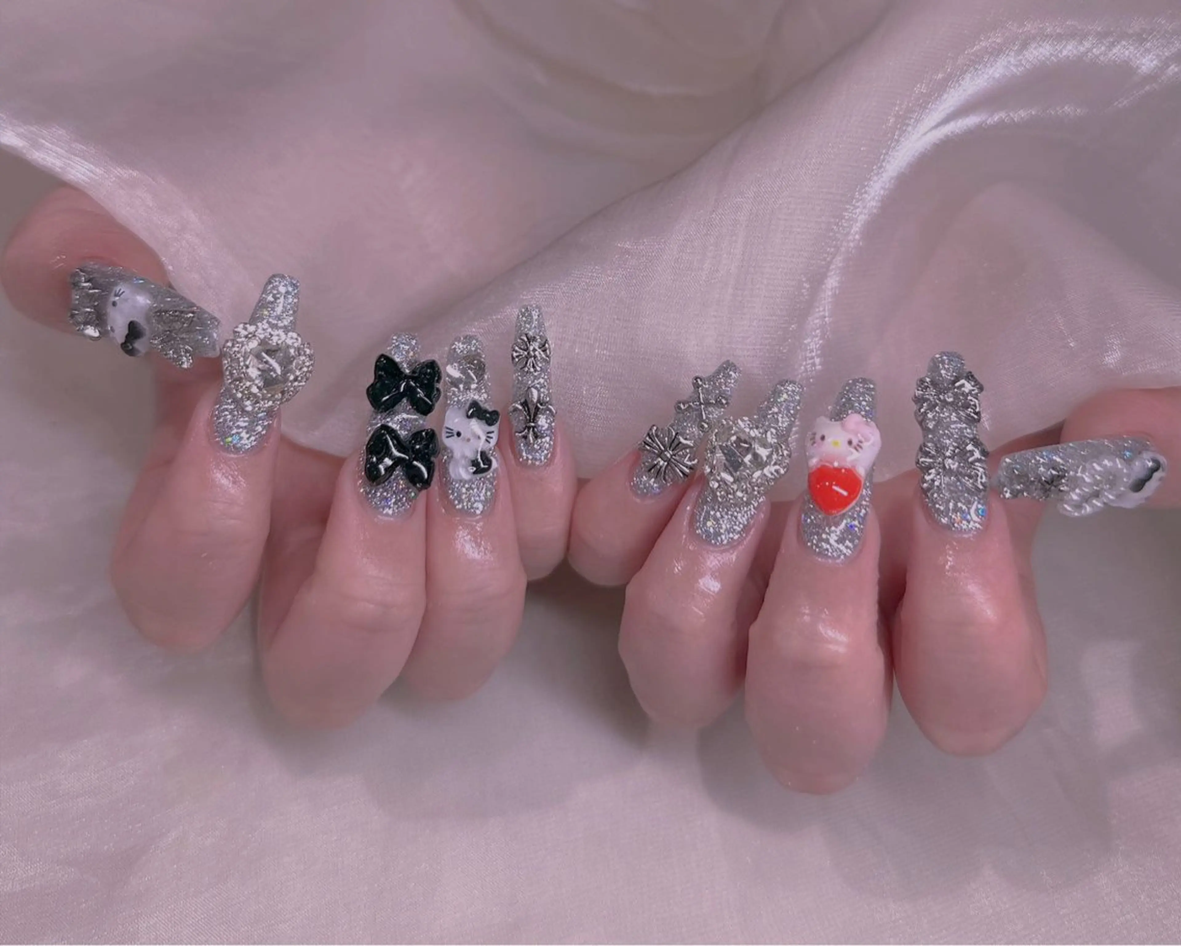 ネイル ハンドネイル リン リンのネイルデザイン