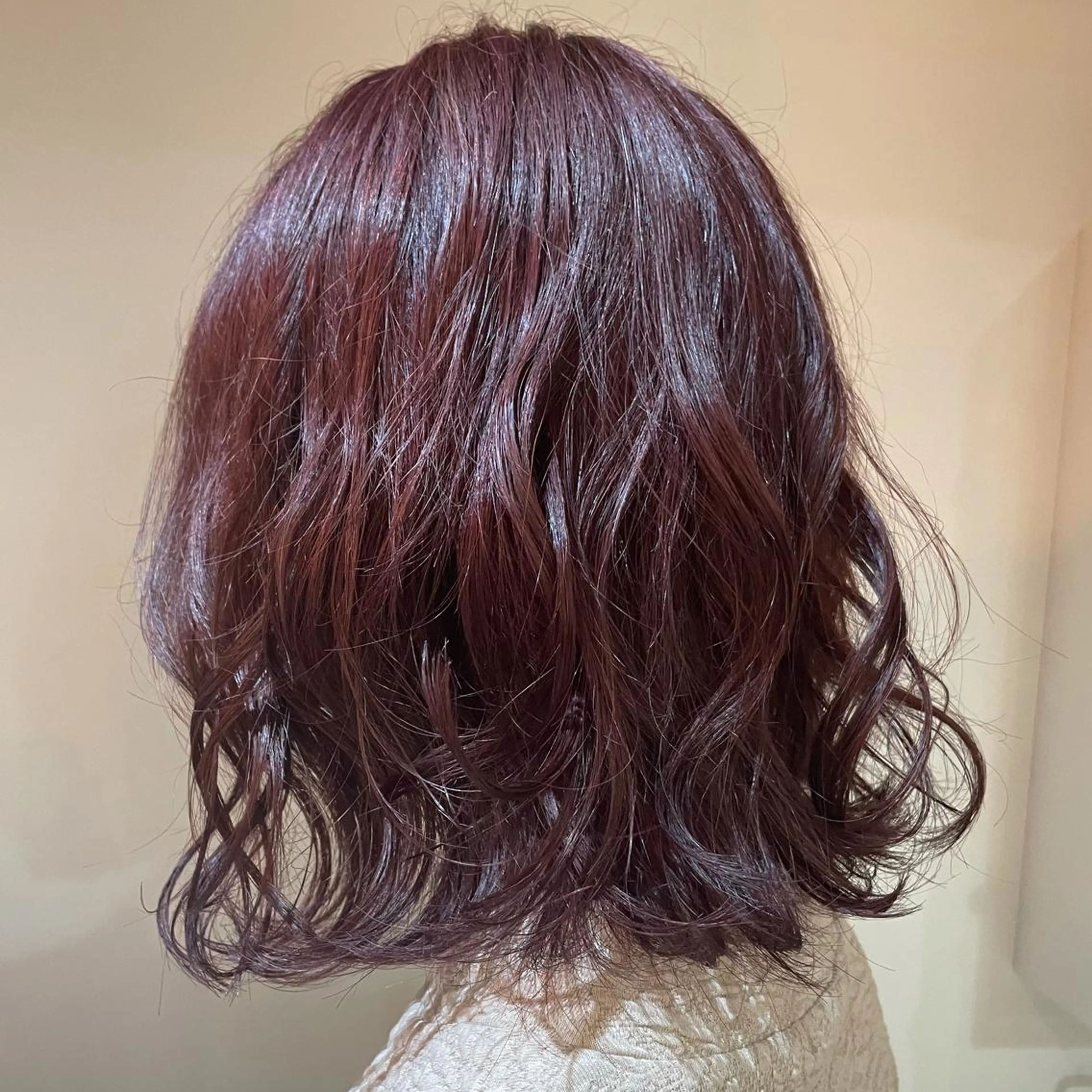 ミディアム カラー ヘアアレンジ 仲間 菜々世のヘアスタイル