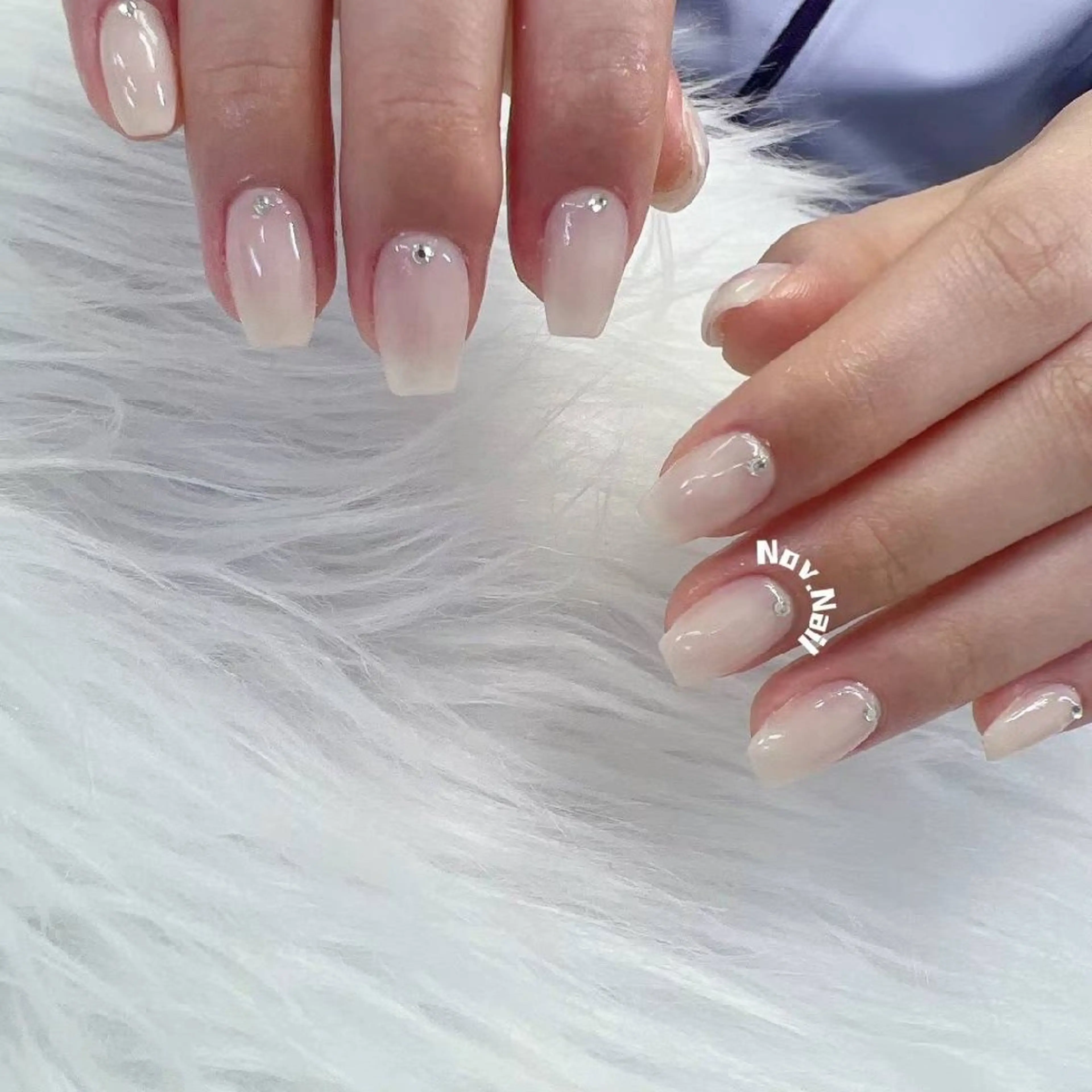 ネイル ノブ.ネイルサロン所属・ノブ ネイルのネイルデザイン