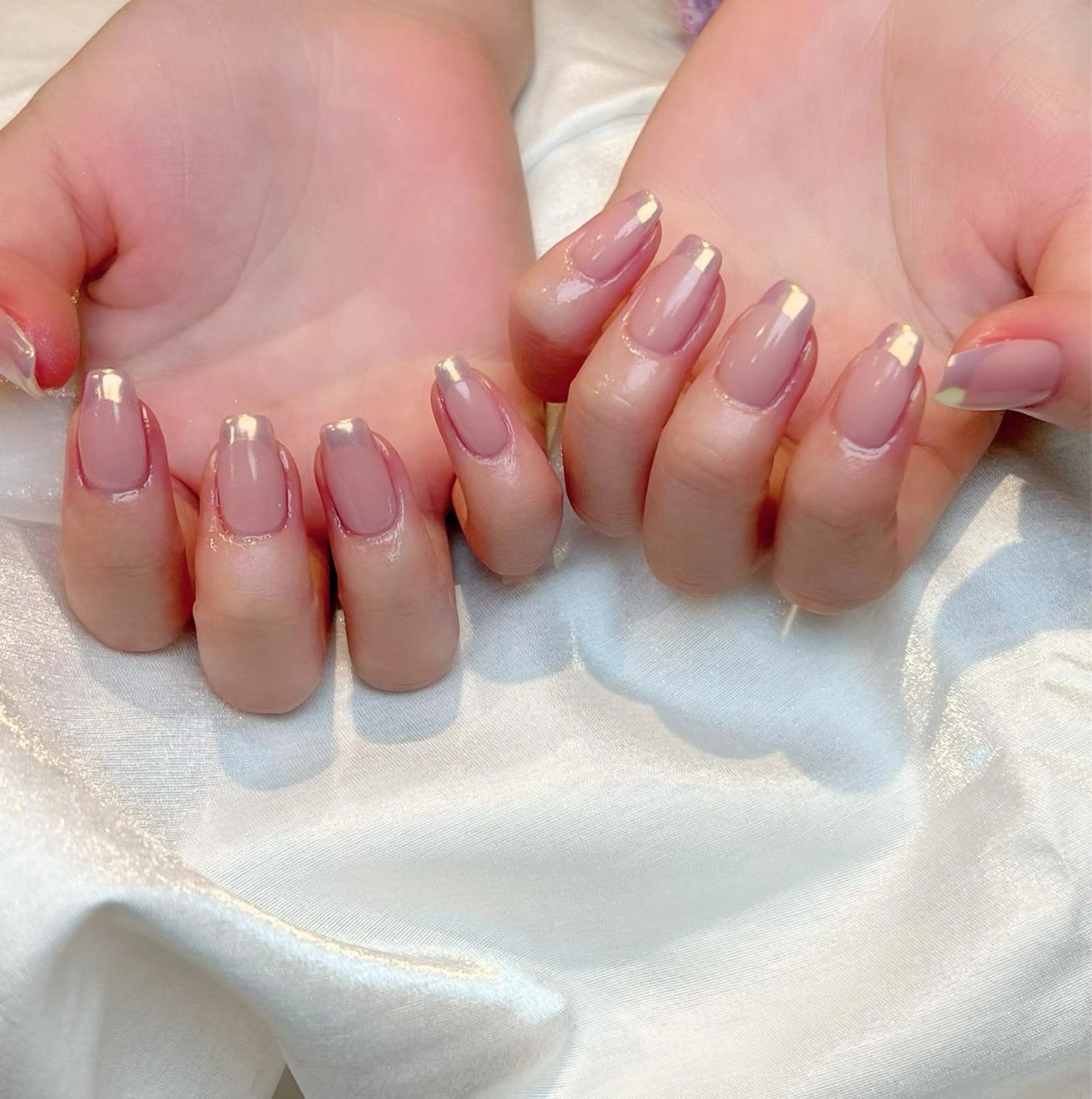 ネイル オーロラネイル フレンチネイル Lino+ ネイル&よもぎ蒸しのネイルデザイン