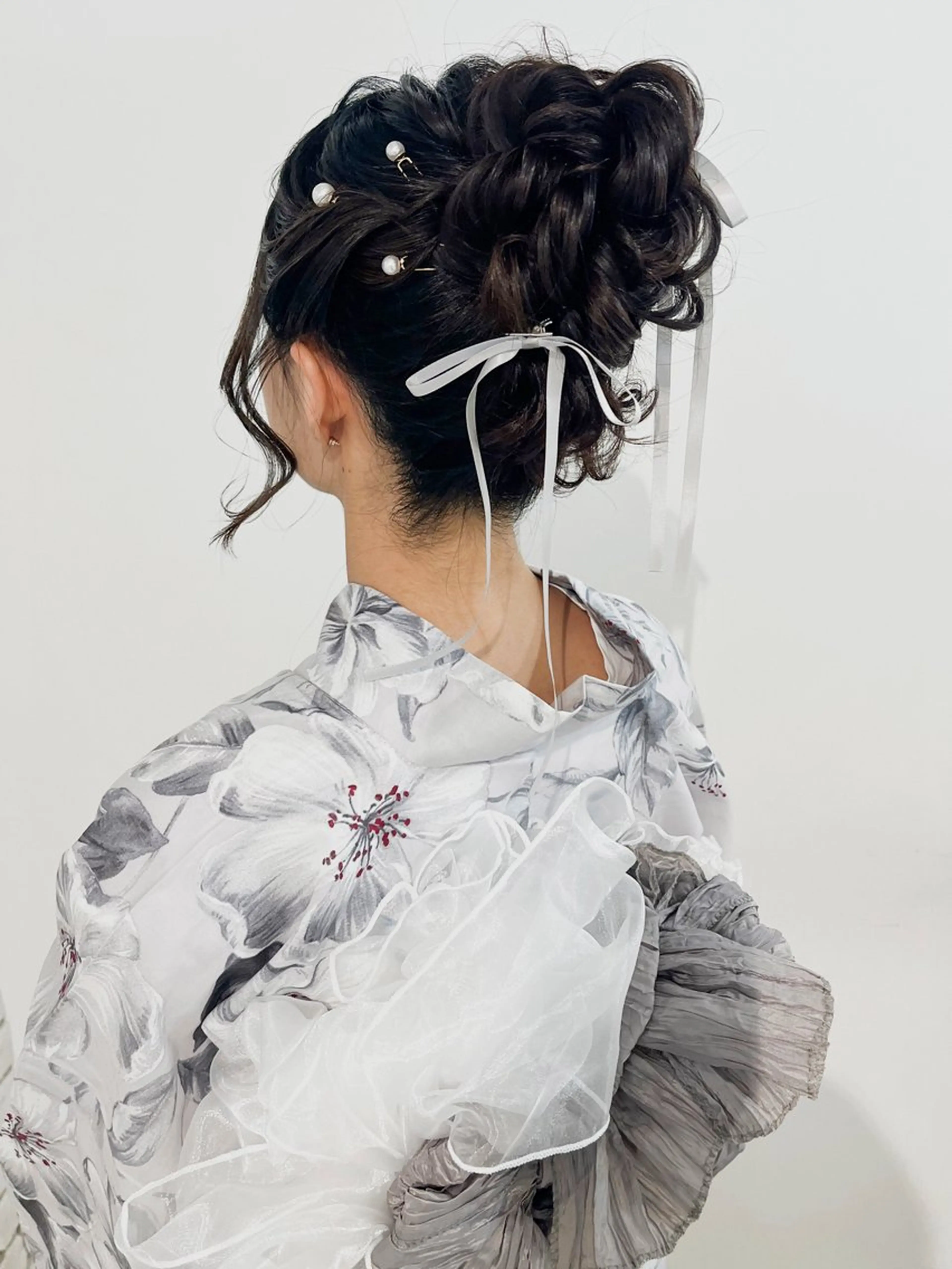 ヘアアレンジ お団子ヘア 奥出 祐菜のマツエク・マツパデザイン