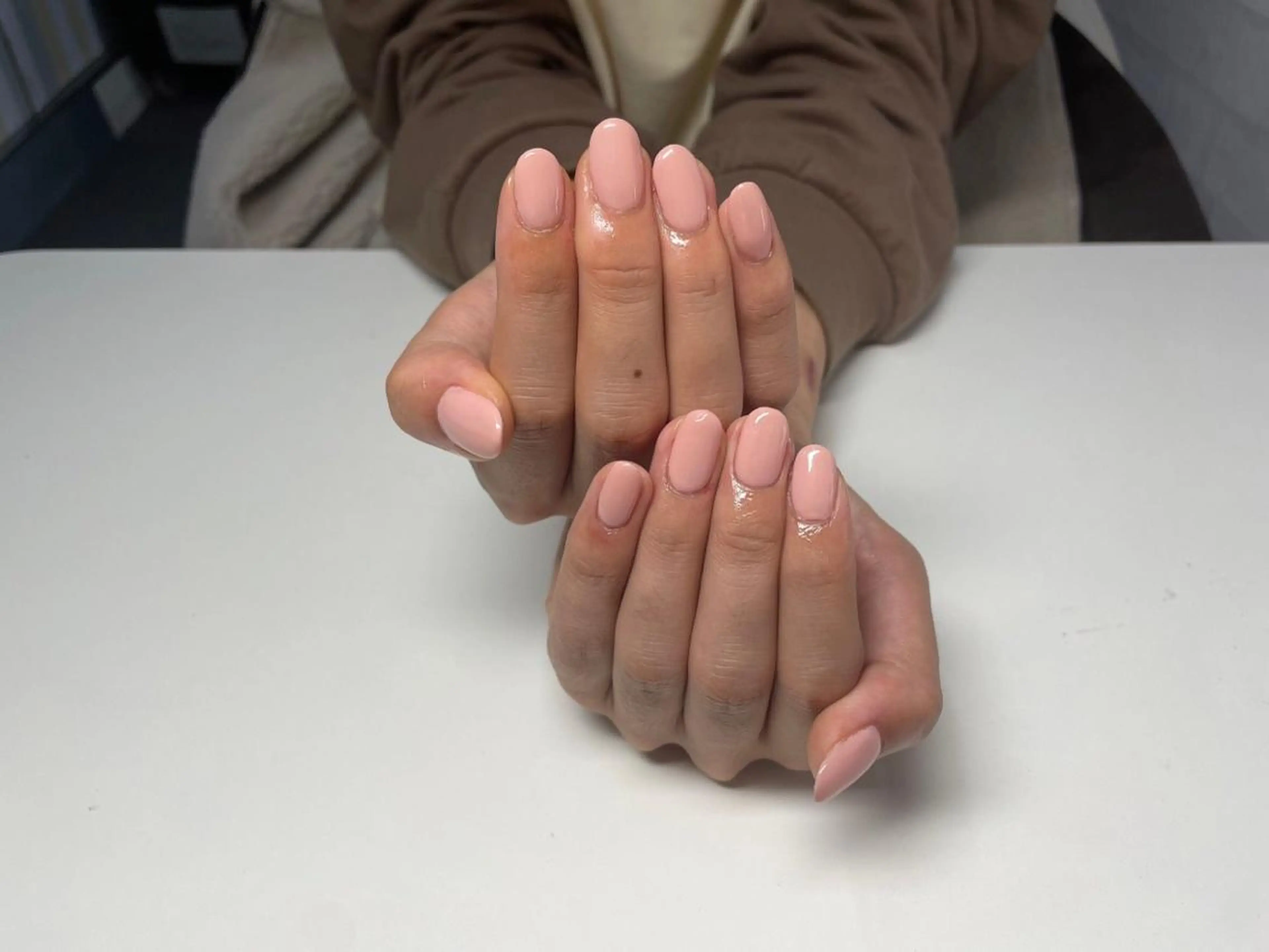 ネイル gratify 本店所属・ROSALIE Sakiのネイルデザイン