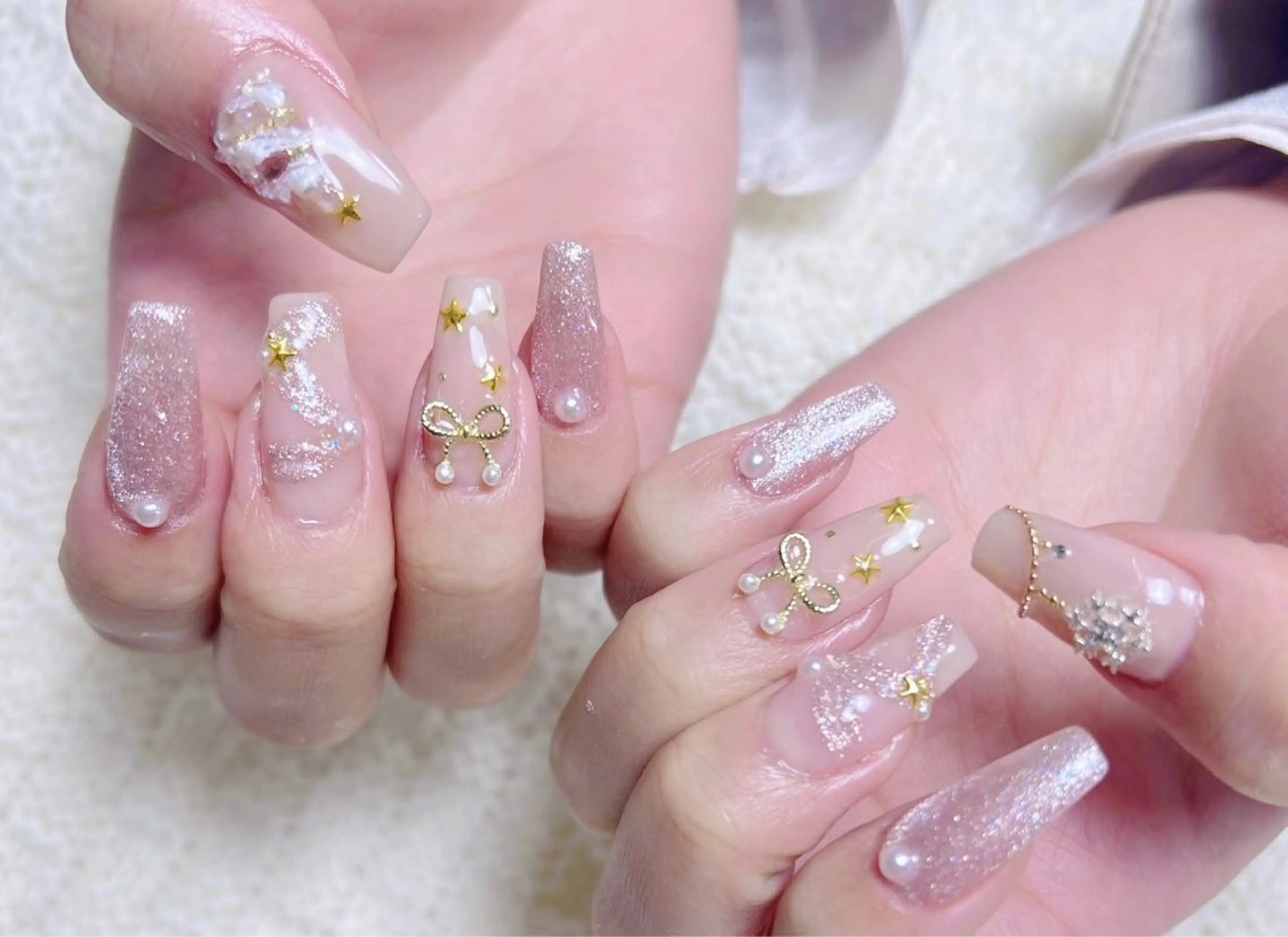 ネイル Rainrain💧 パーツ豊富、やり放題のネイルデザイン