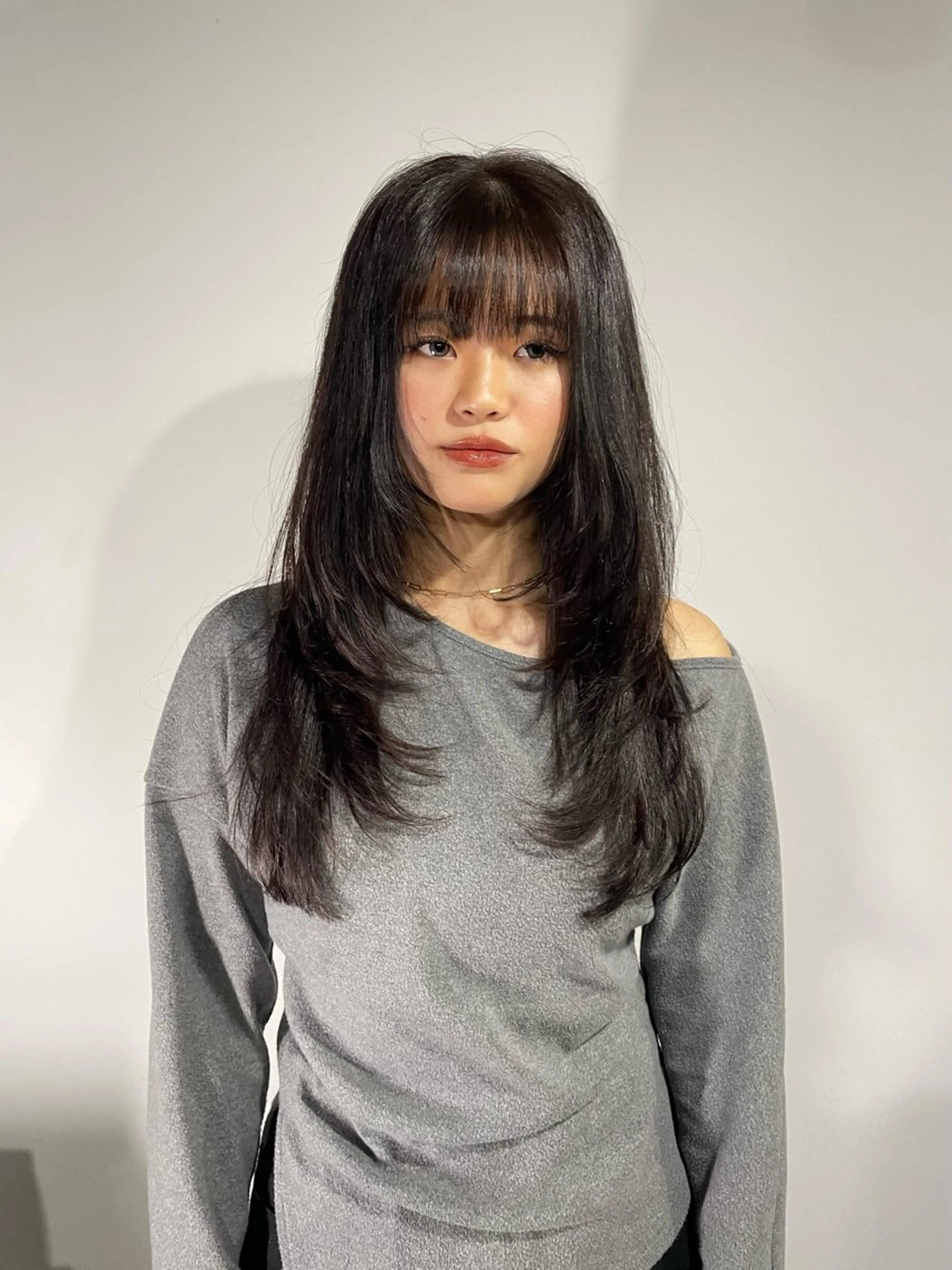 ロング カラー ヘアカラー カットモデル/ ハイトーン/ゆうあのヘアスタイル