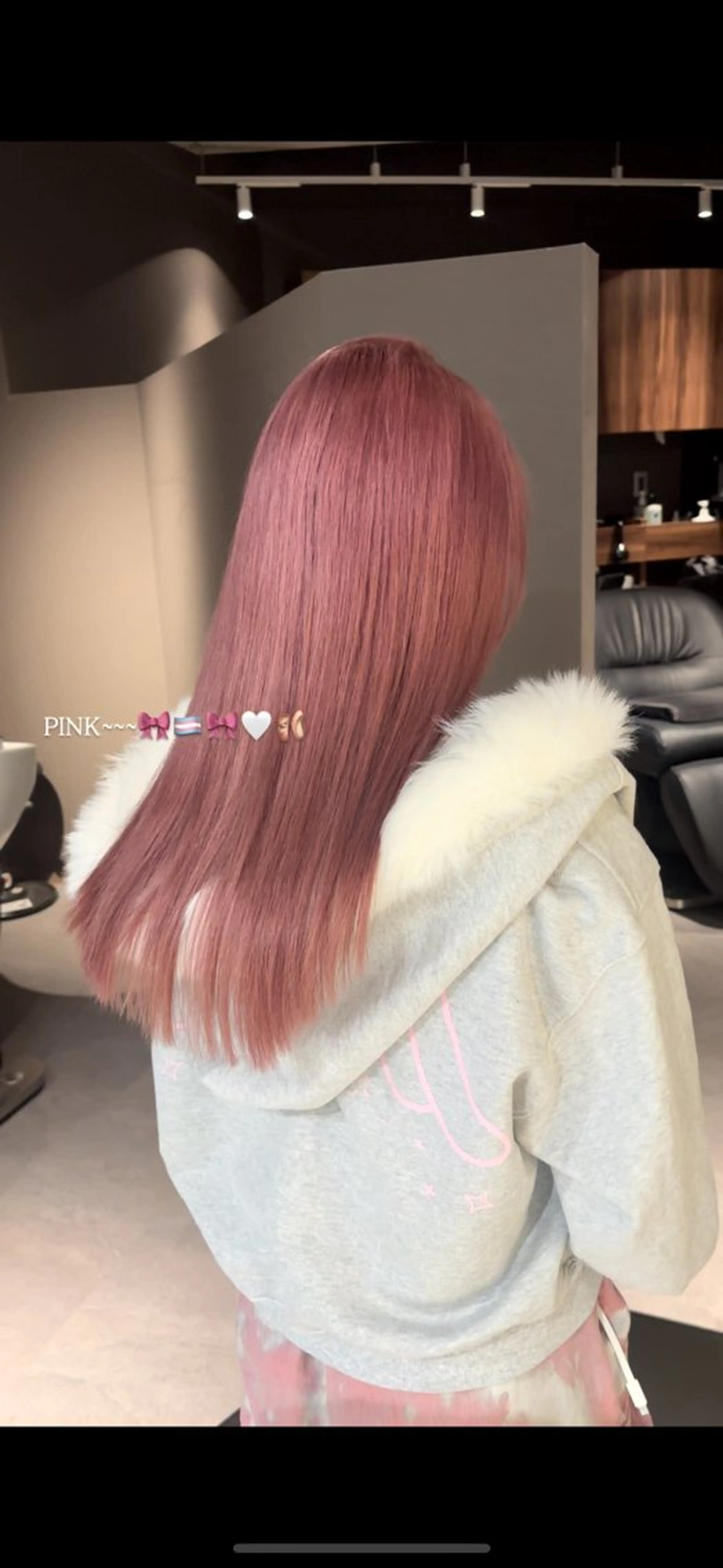 ロング カラー ヘアカラー 透明感カラー・レイヤ ー🎀amika🎀のヘアスタイル