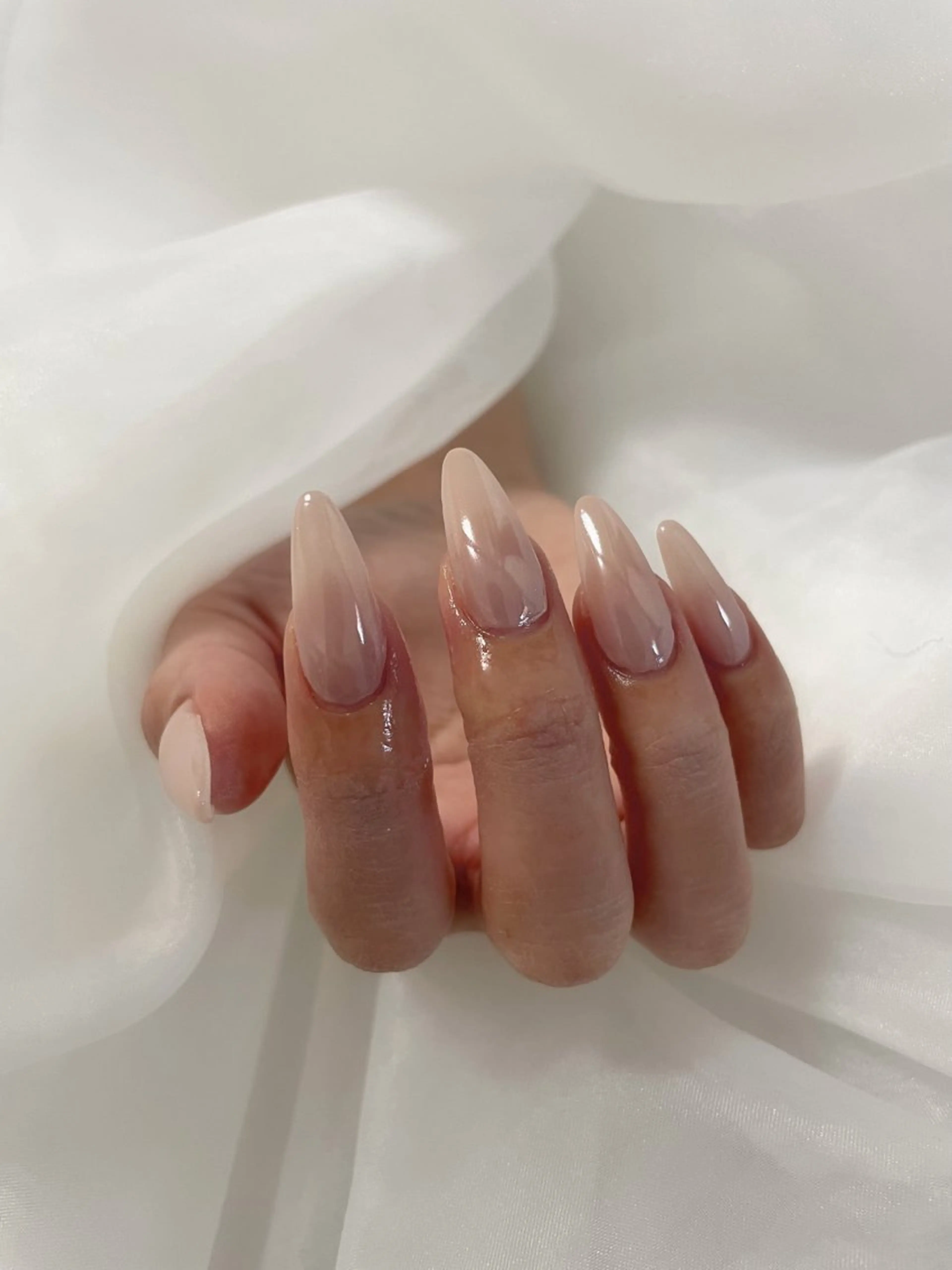 ネイル ミラーネイル Nail Studio NEW MOON所属・NEW MOON takahoのネイルデザイン