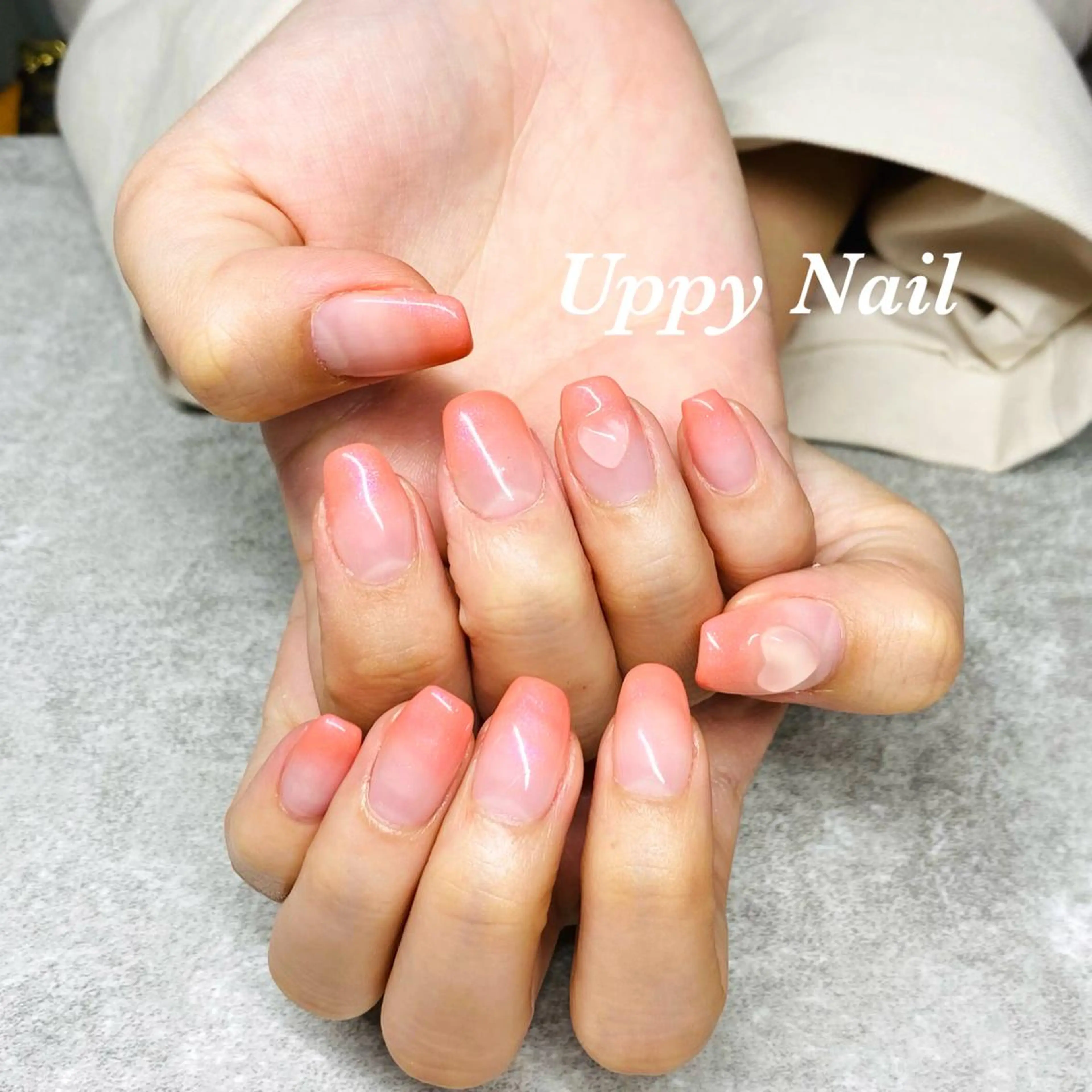 ネイル グラデーション ラメ(グリッター) ピンク ハンドネイル Uppy Nail ukyoのネイルデザイン