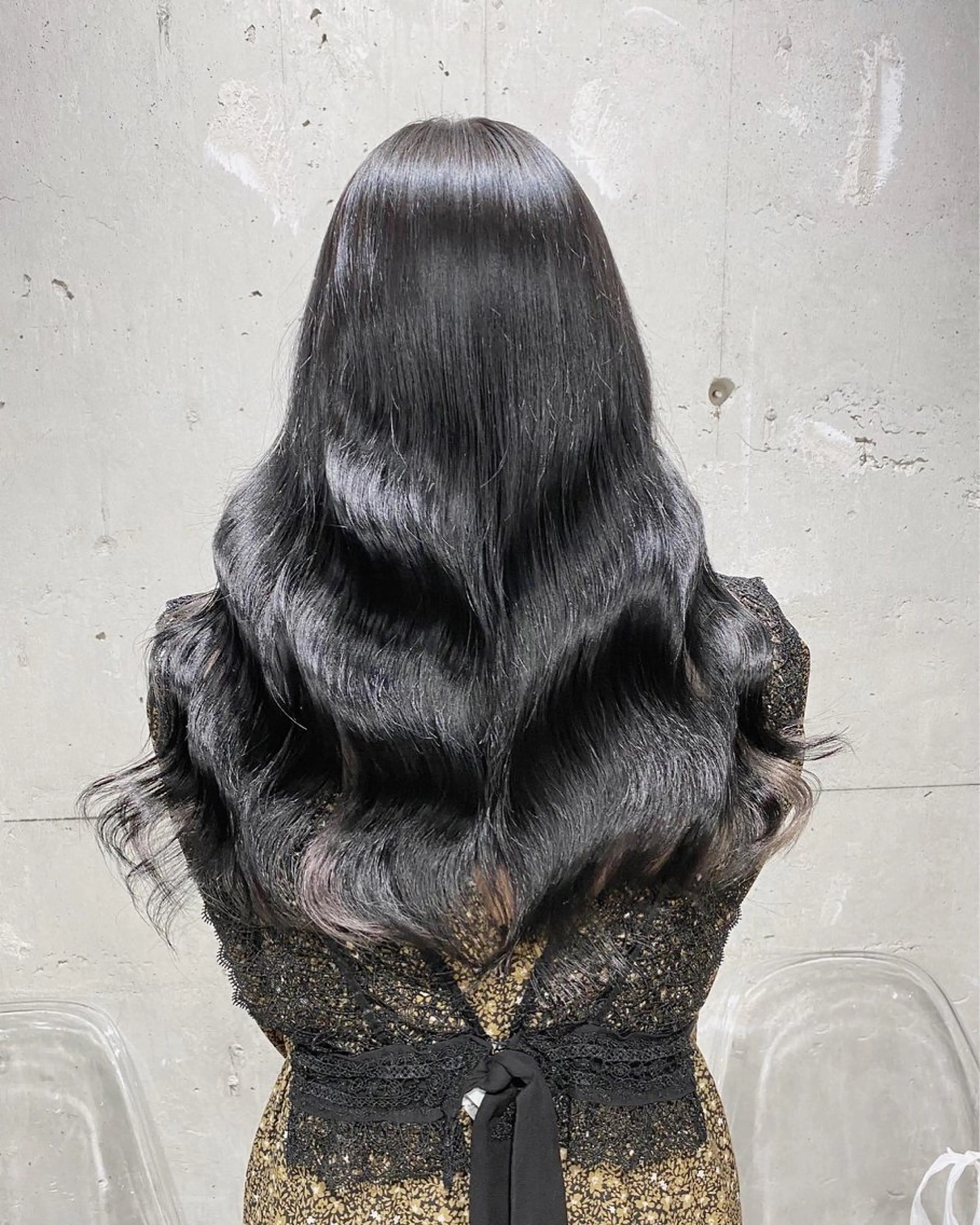 ロング カラー ハイトーンカラー 🦄レイヤーカットのヘアスタイル