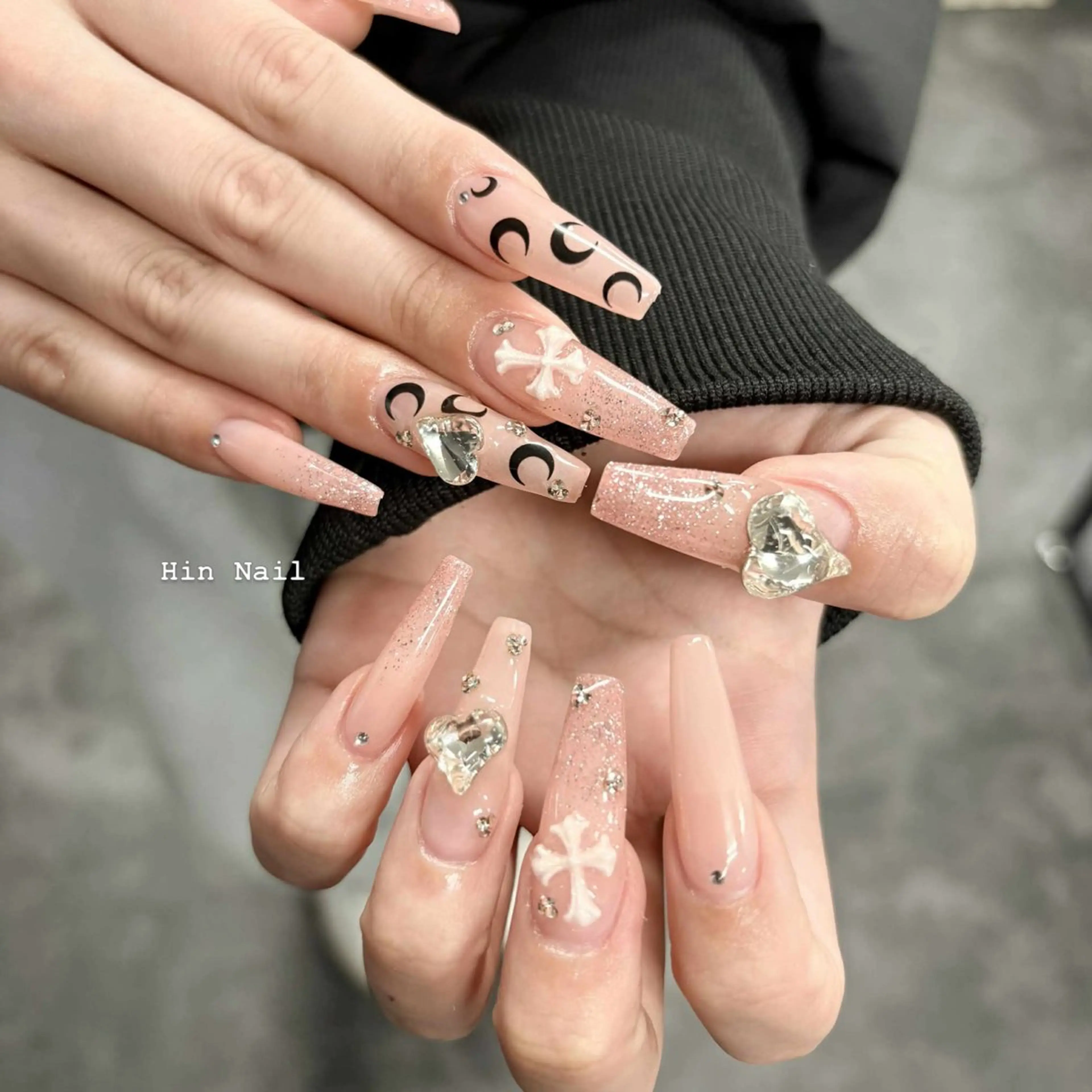 ネイル ハンドネイル HIN NAILのネイルデザイン