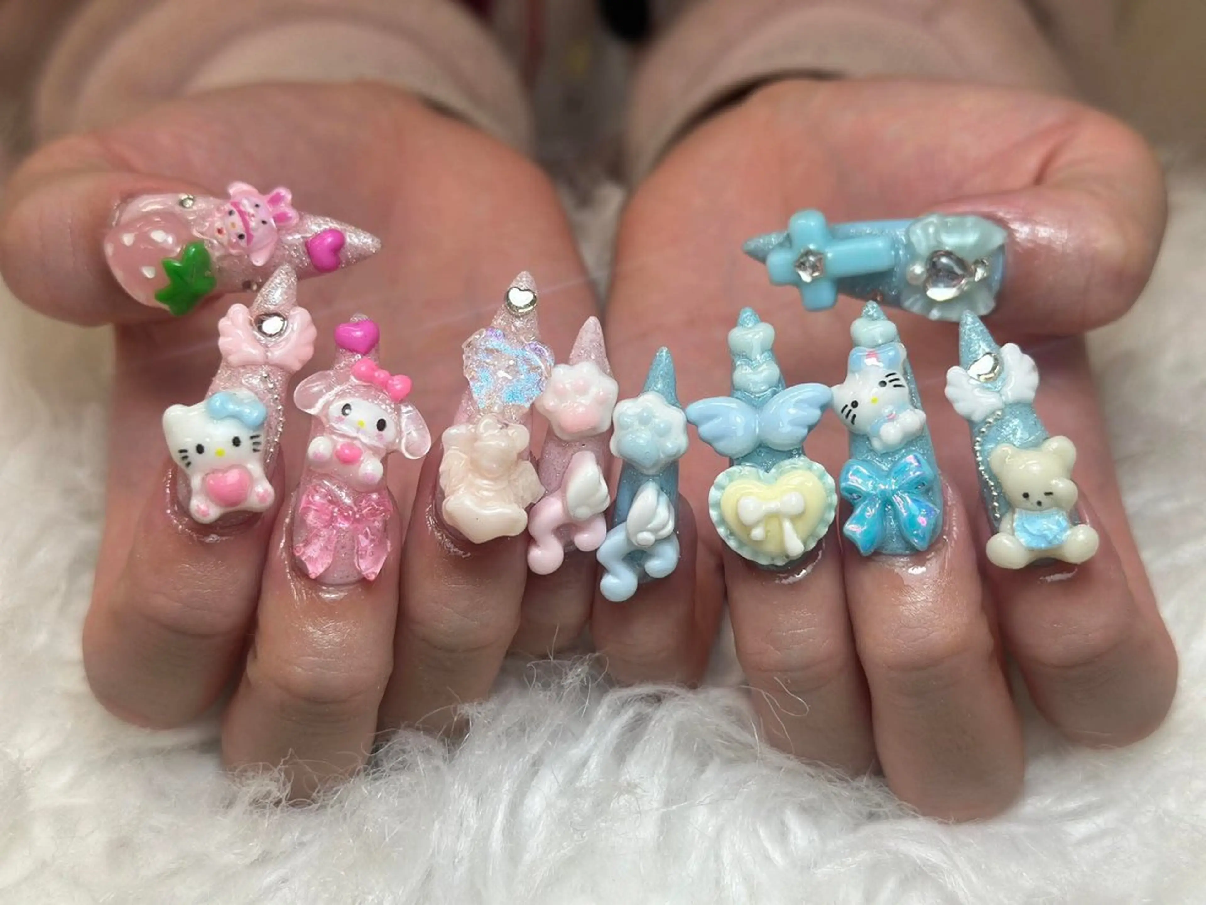 ネイル アートネイル 成人式 ジェルネイル ニュアンスネイル 夏ネイル ハンドネイル Jenn Nail Salonのネイルデザイン