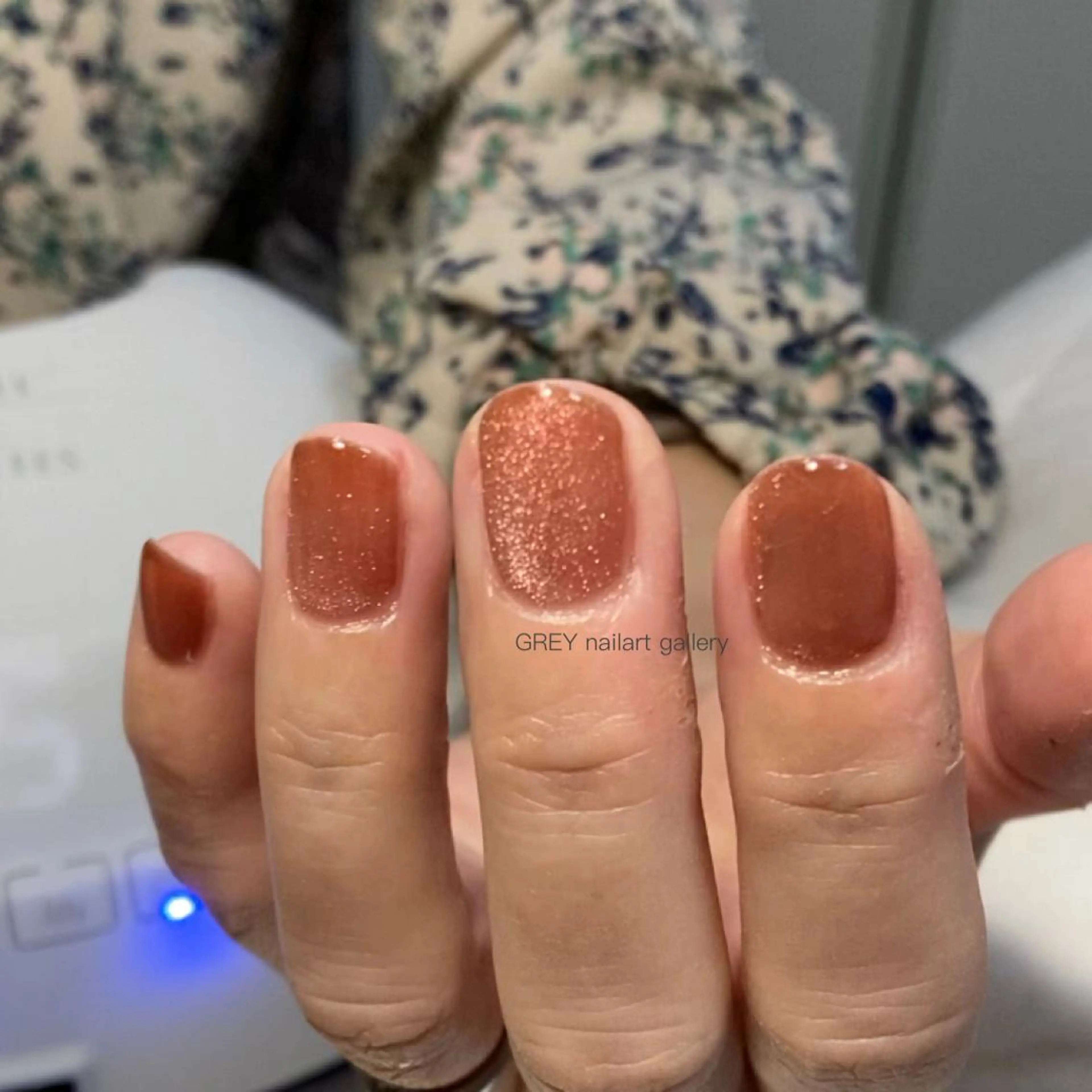 ネイル ブラウン オレンジ 【GREY】 TAIRAのネイルデザイン