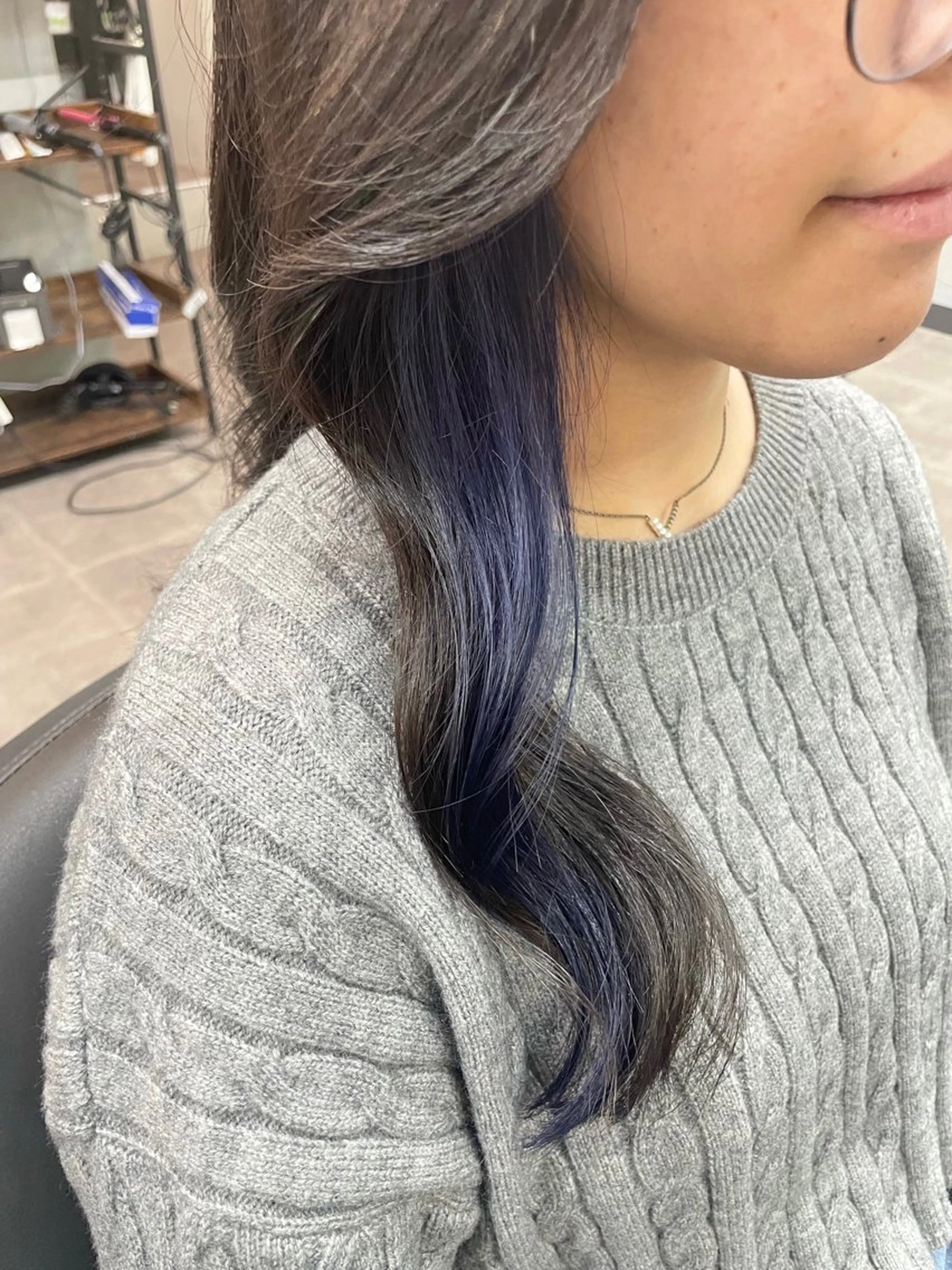 ロング カラー アディクシーカラー ブリーチ ケアブリーチ イヤリングカラー ネイビーカラー ヘアカラー トリートメント ALLEN hair所属・ALLEN hair /まなのヘアスタイル