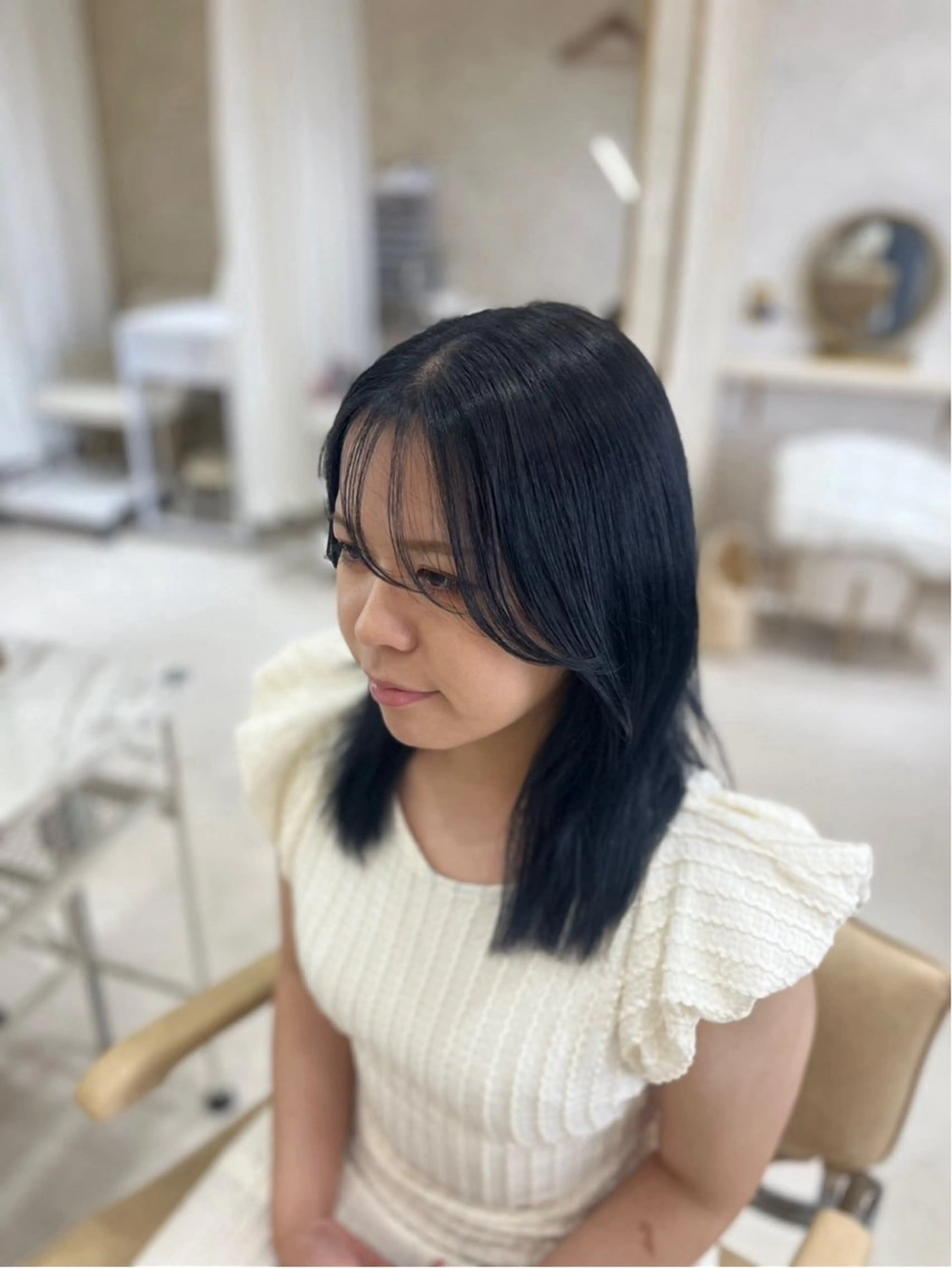 ミディアム れな/Zina博多 トレンド/顔周りのヘアスタイル